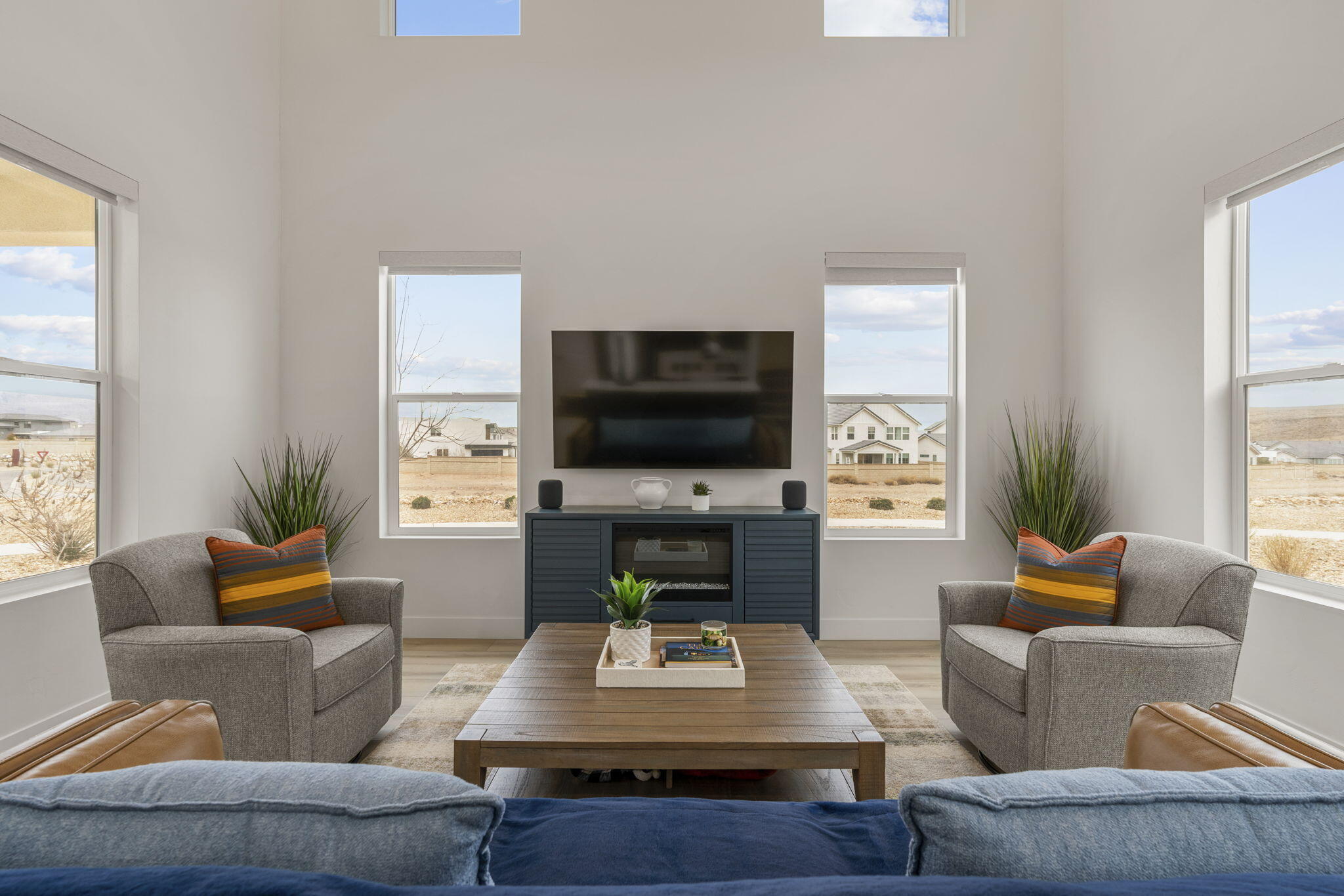 DESERT COLOR SAGE HAVEN - Residential