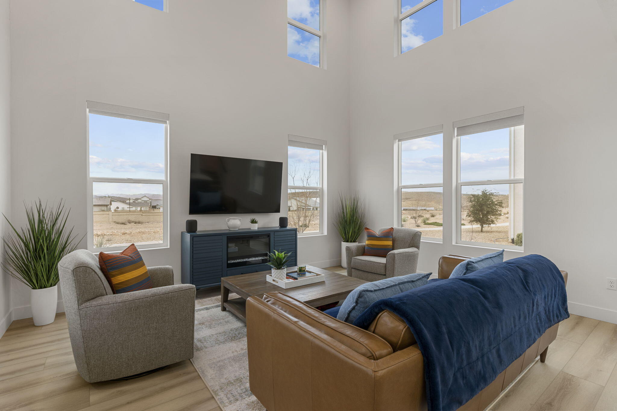 DESERT COLOR SAGE HAVEN - Residential