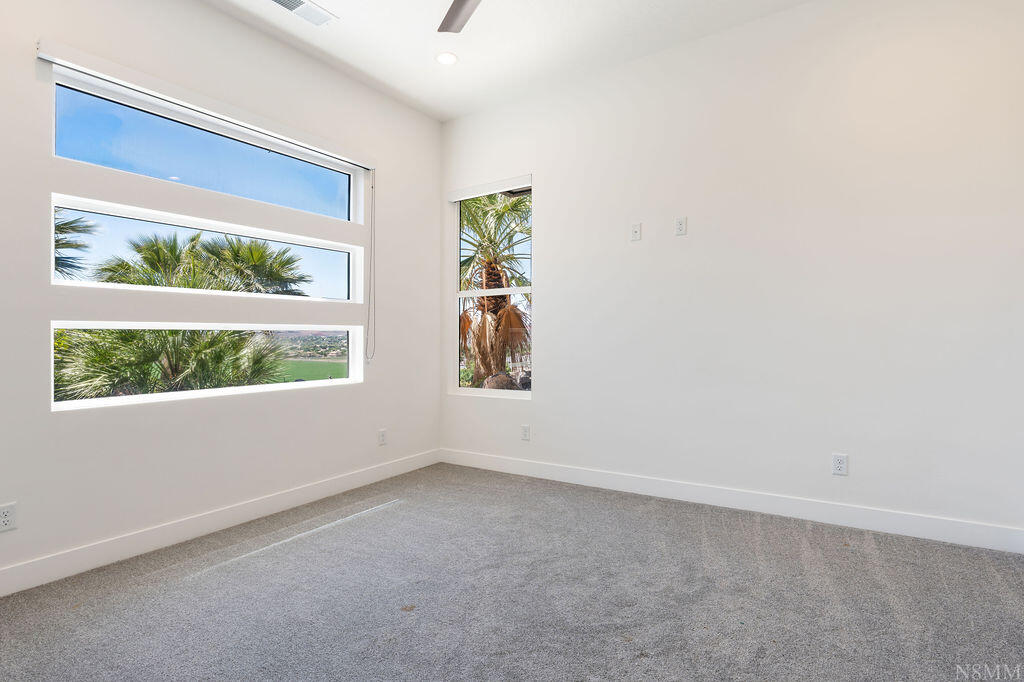NICHOLS PEAK - Residential