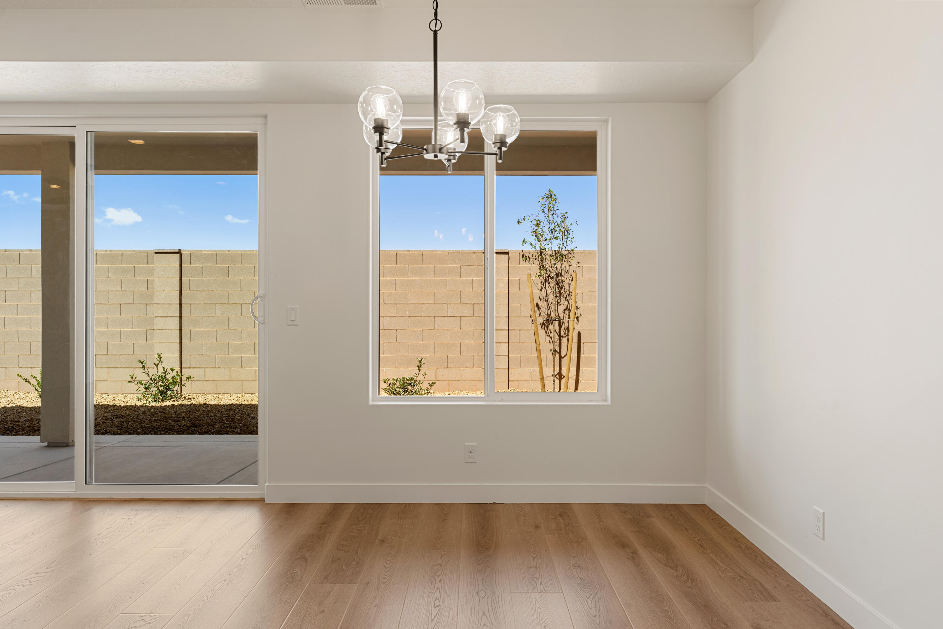 PIONEER POINTE - Residential