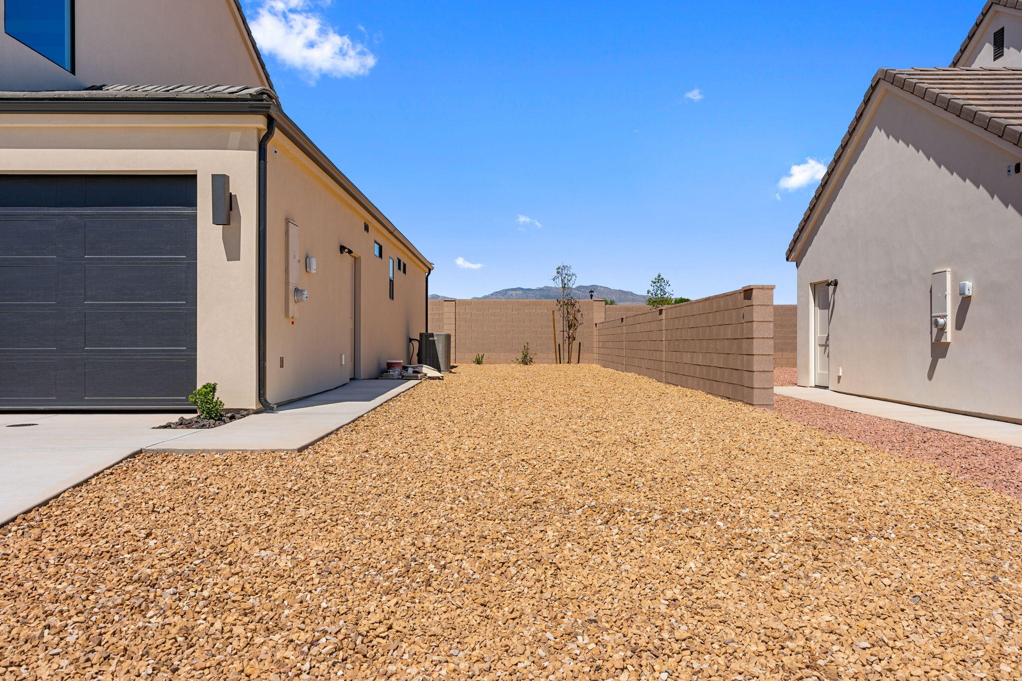 PIONEER POINTE - Residential