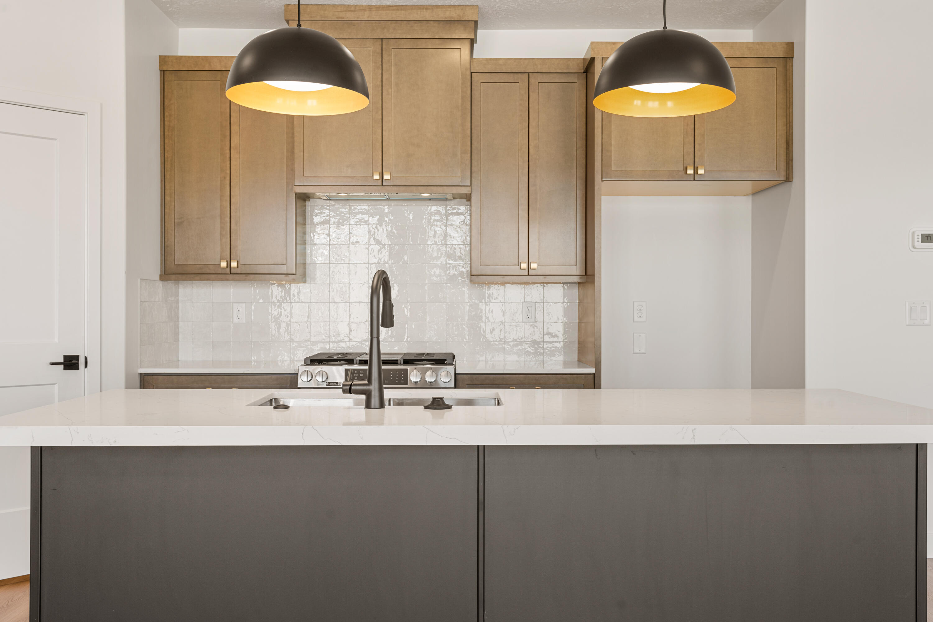PIONEER POINTE - Residential