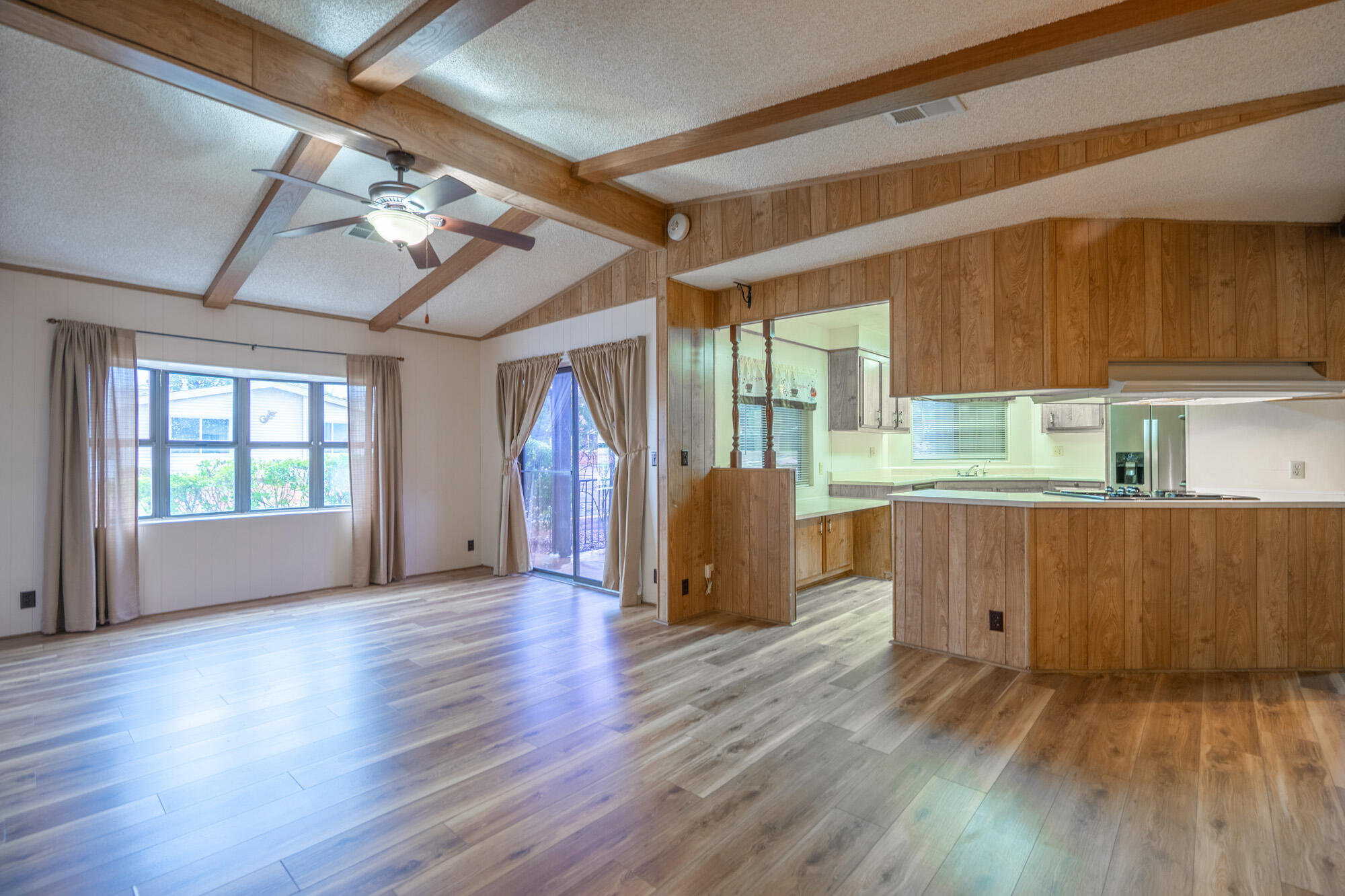RAINBOW RIDGE MOBILE HOME PARK - Residential