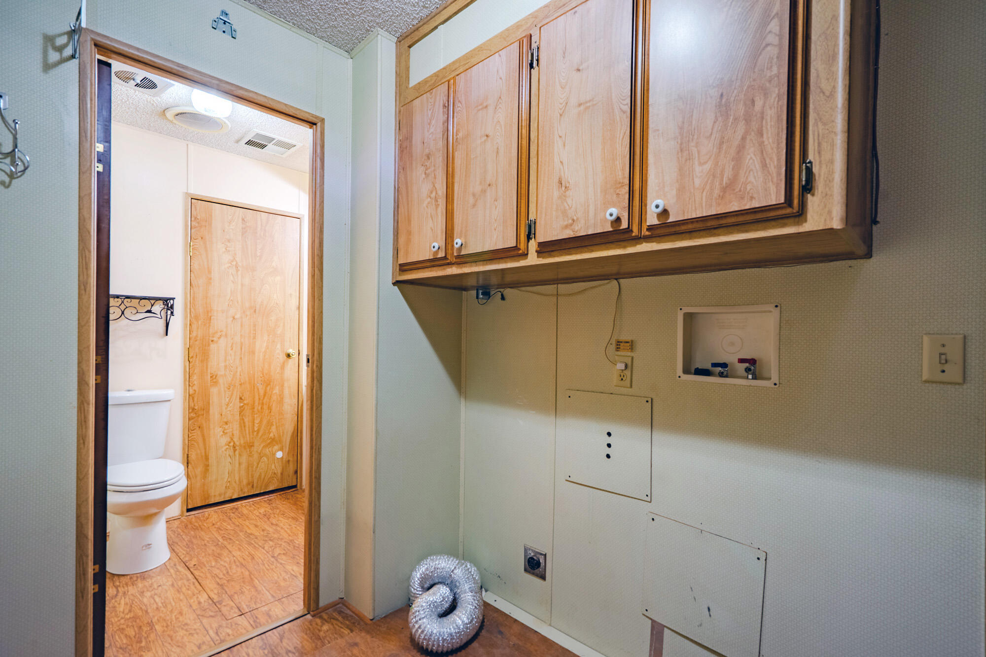 RAINBOW RIDGE MOBILE HOME PARK - Residential