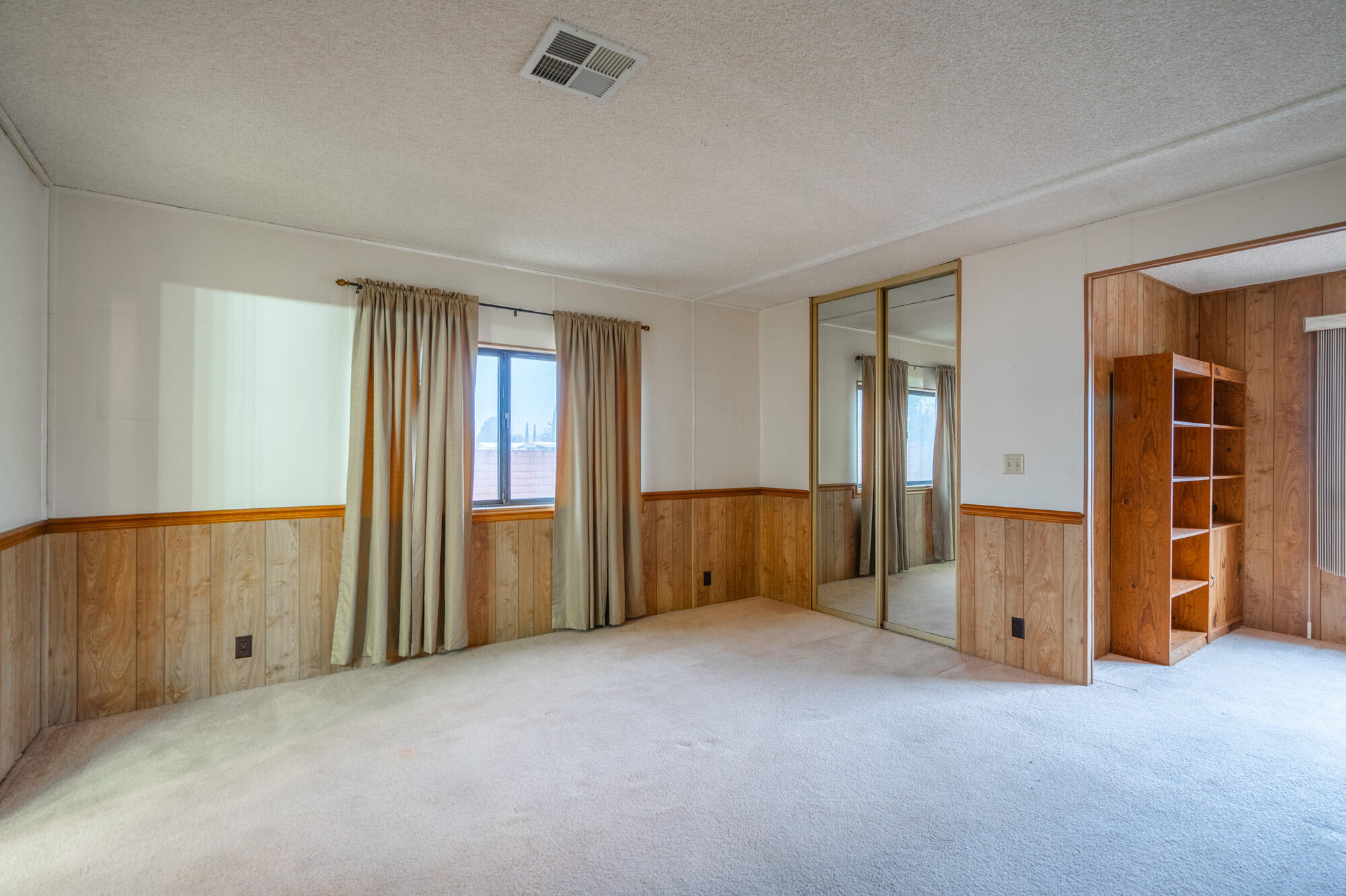 RAINBOW RIDGE MOBILE HOME PARK - Residential