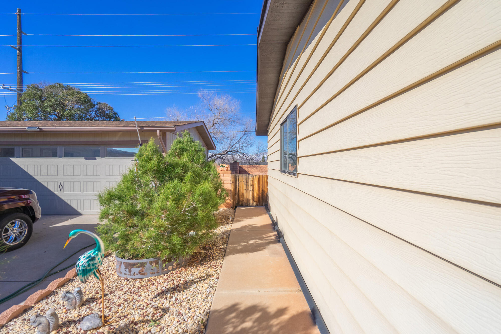 RAINBOW RIDGE MOBILE HOME PARK - Residential