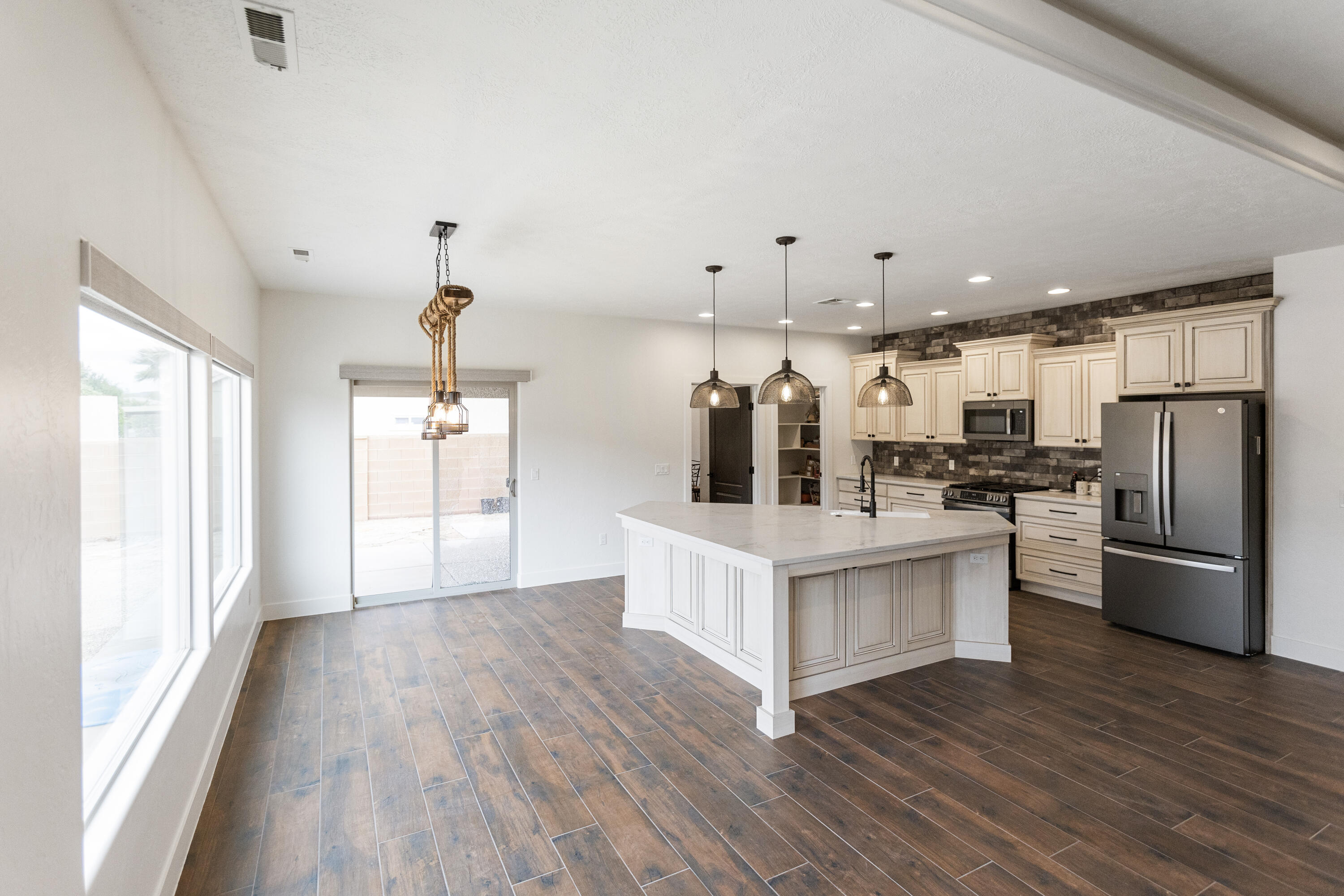 PAINTED DESERT ESTATES - Residential