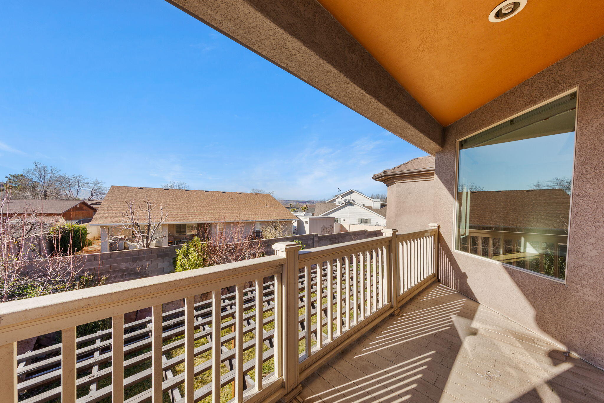 BLOOMINGTON HILLS - Residential