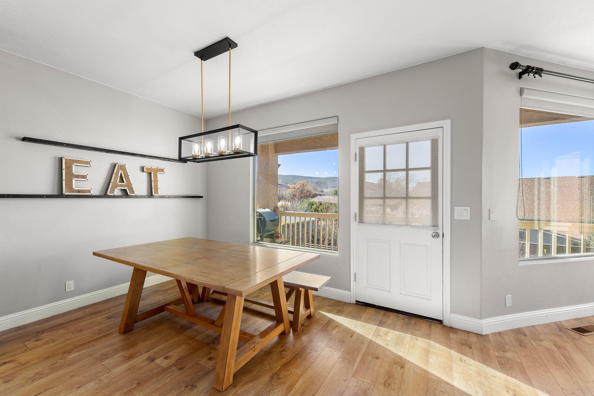 BLOOMINGTON HILLS - Residential