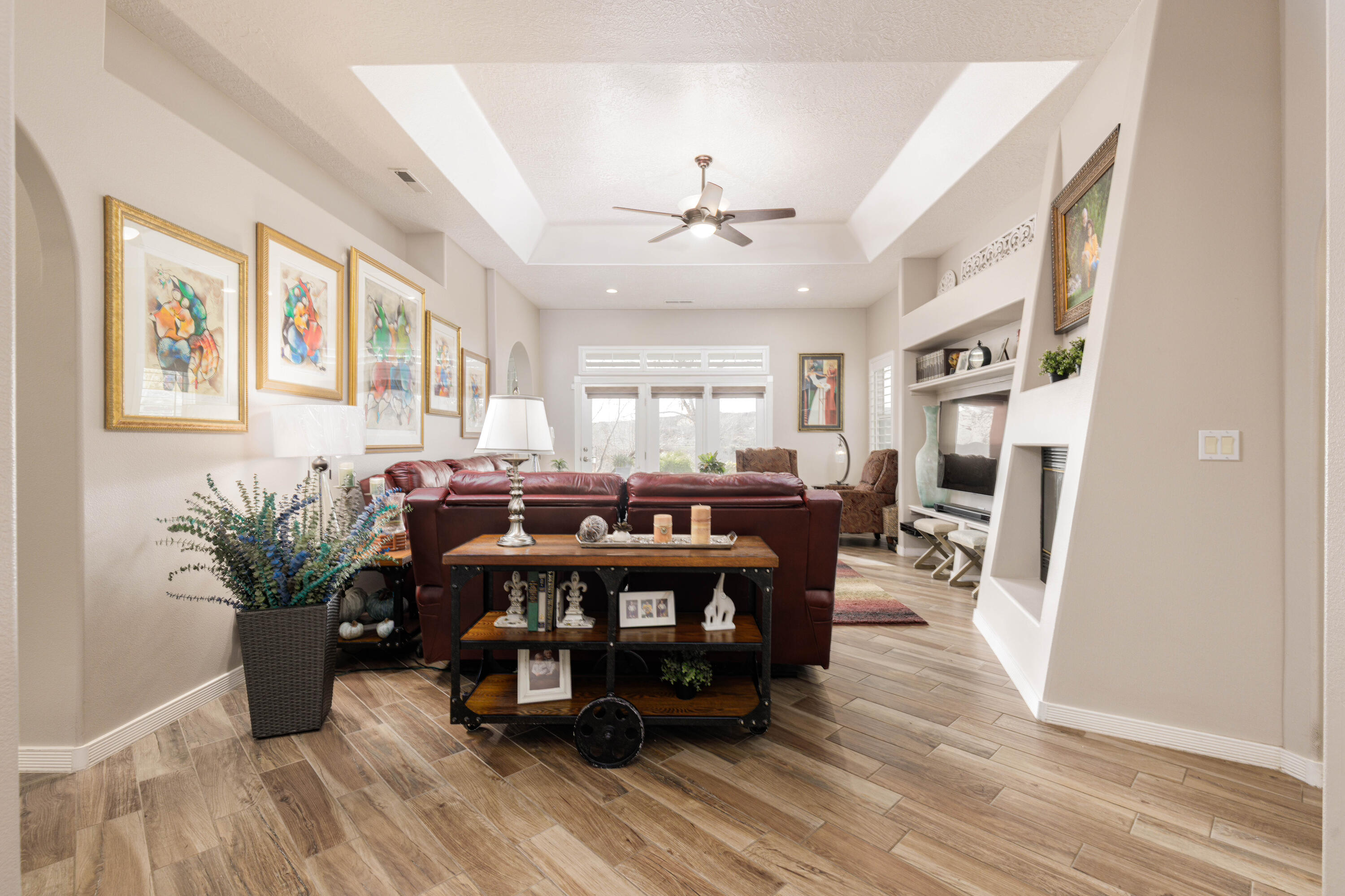 RIVERWOOD TOWNHOMES - Residential