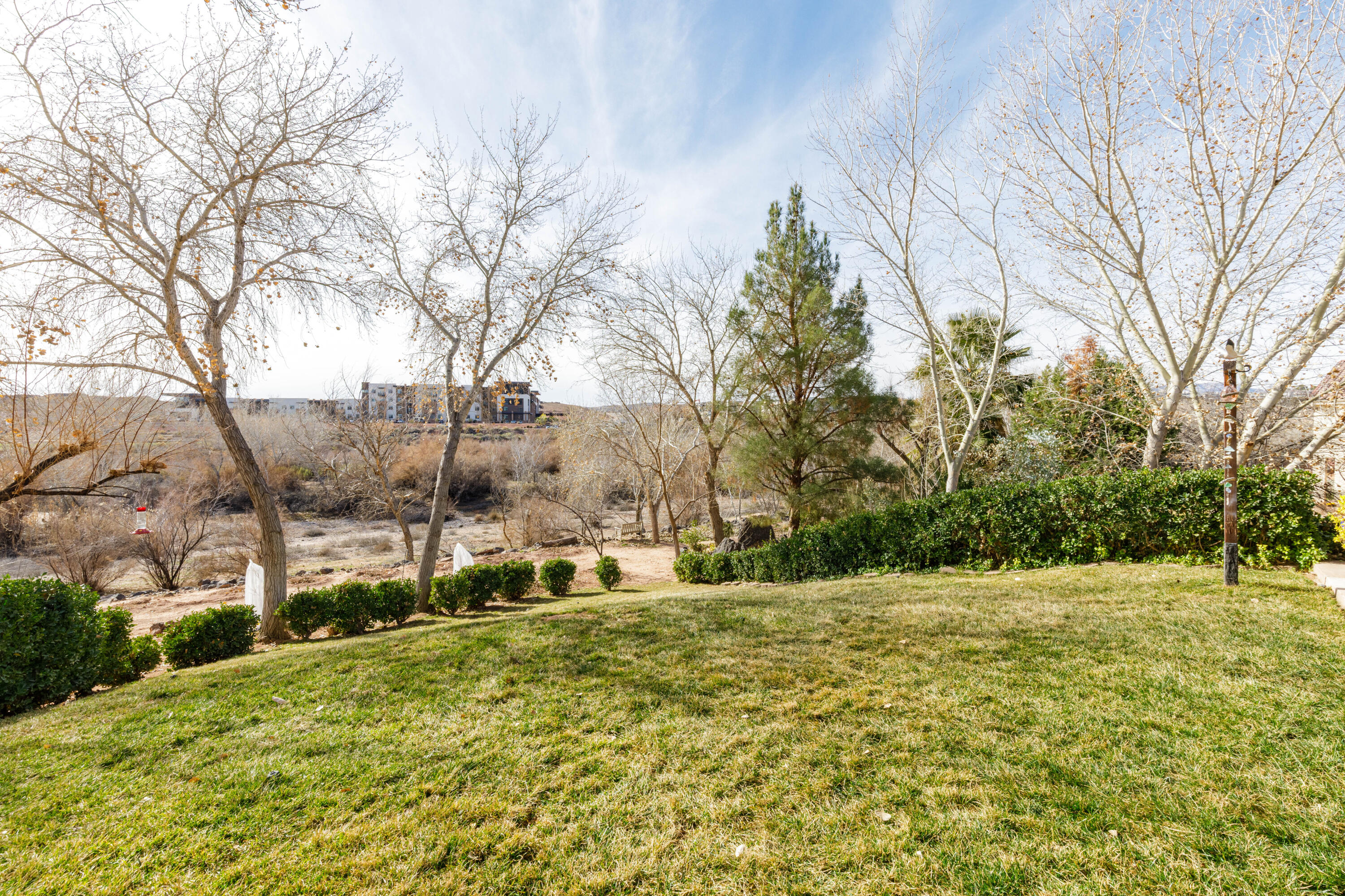 RIVERWOOD TOWNHOMES - Residential