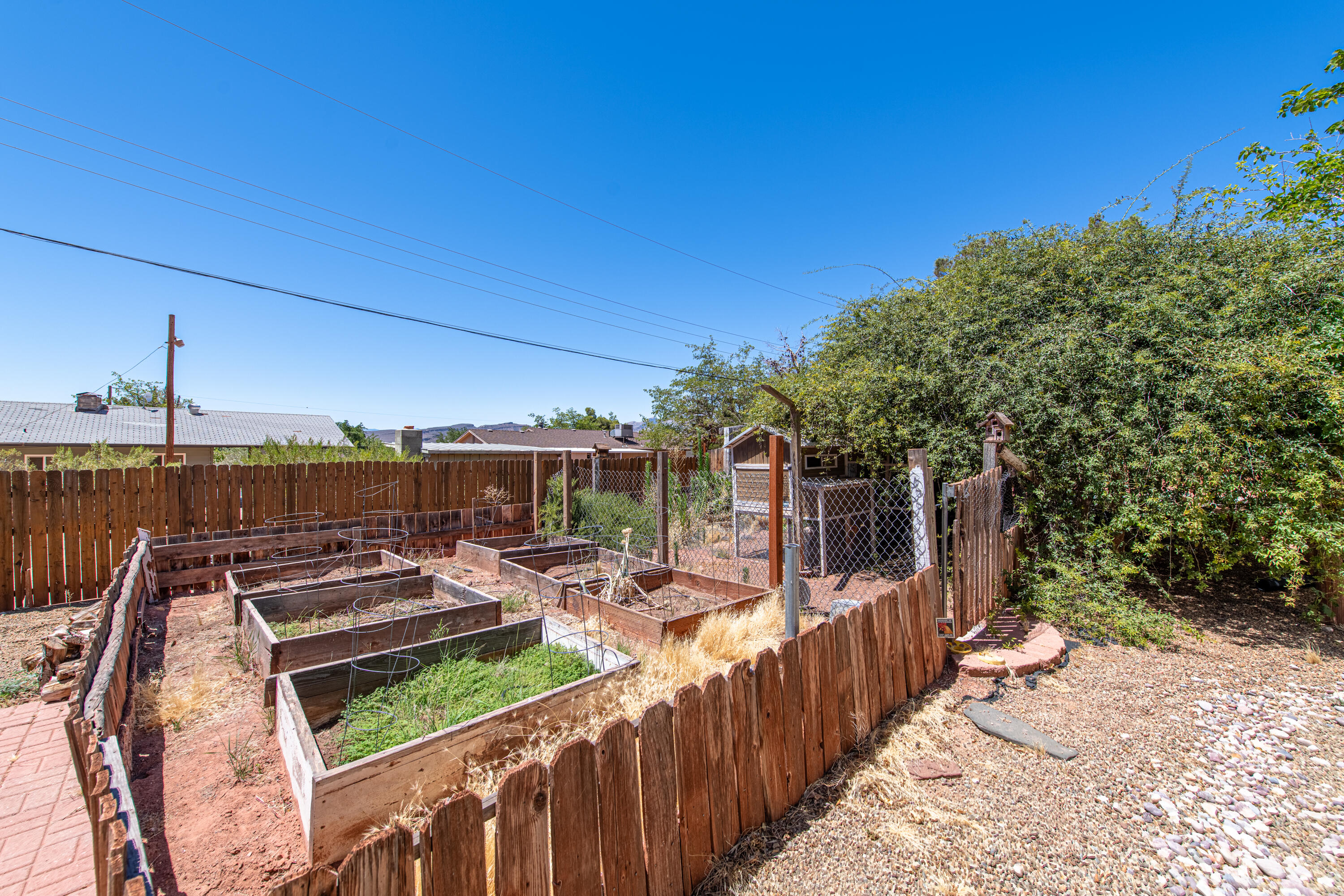 CIRCLE CLIFF - Residential