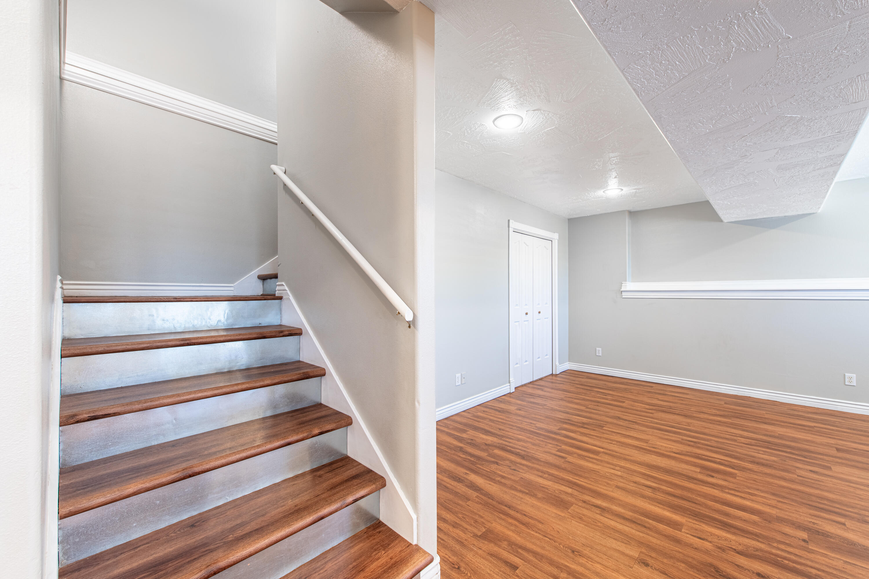 CIRCLE CLIFF - Residential