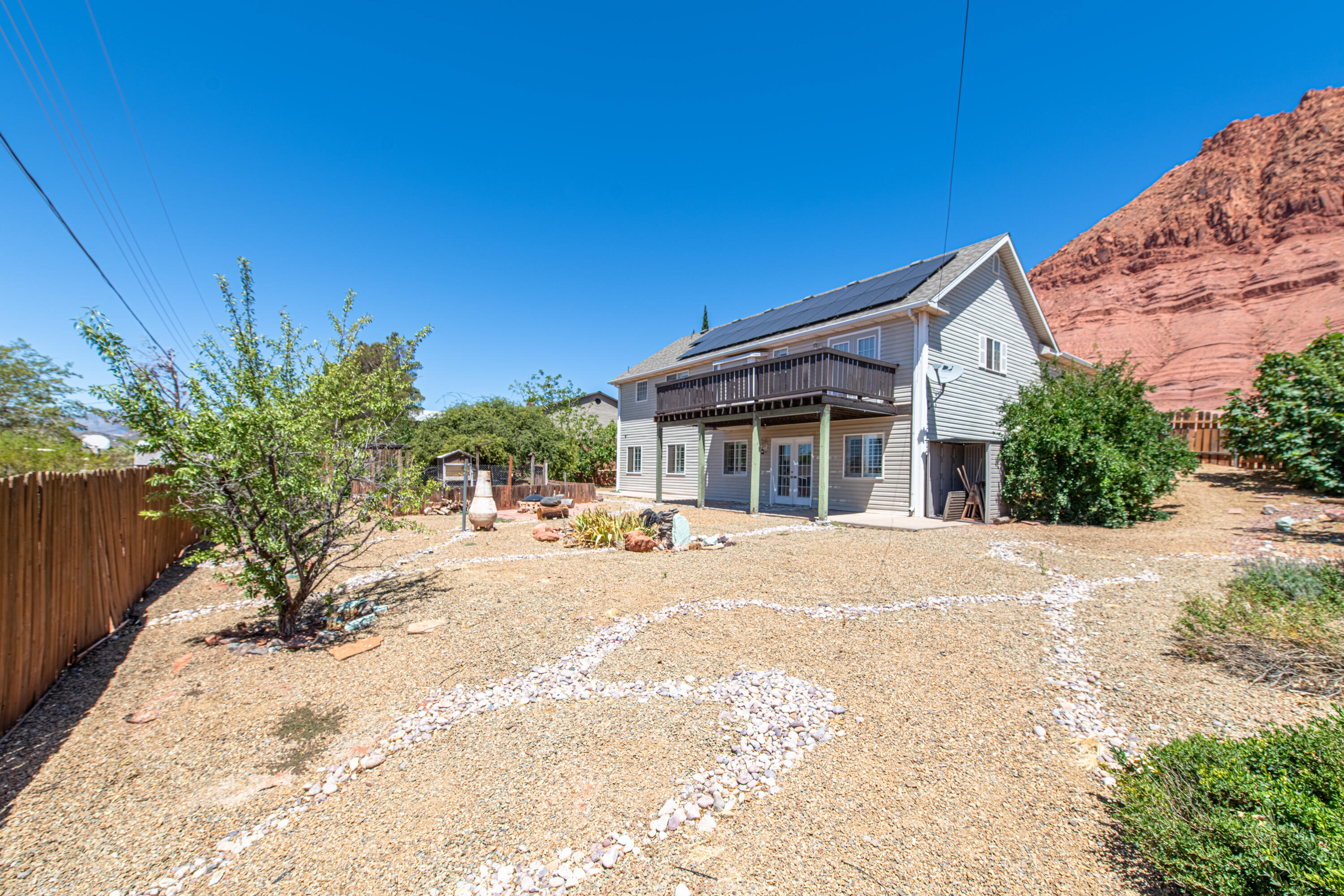 CIRCLE CLIFF - Residential