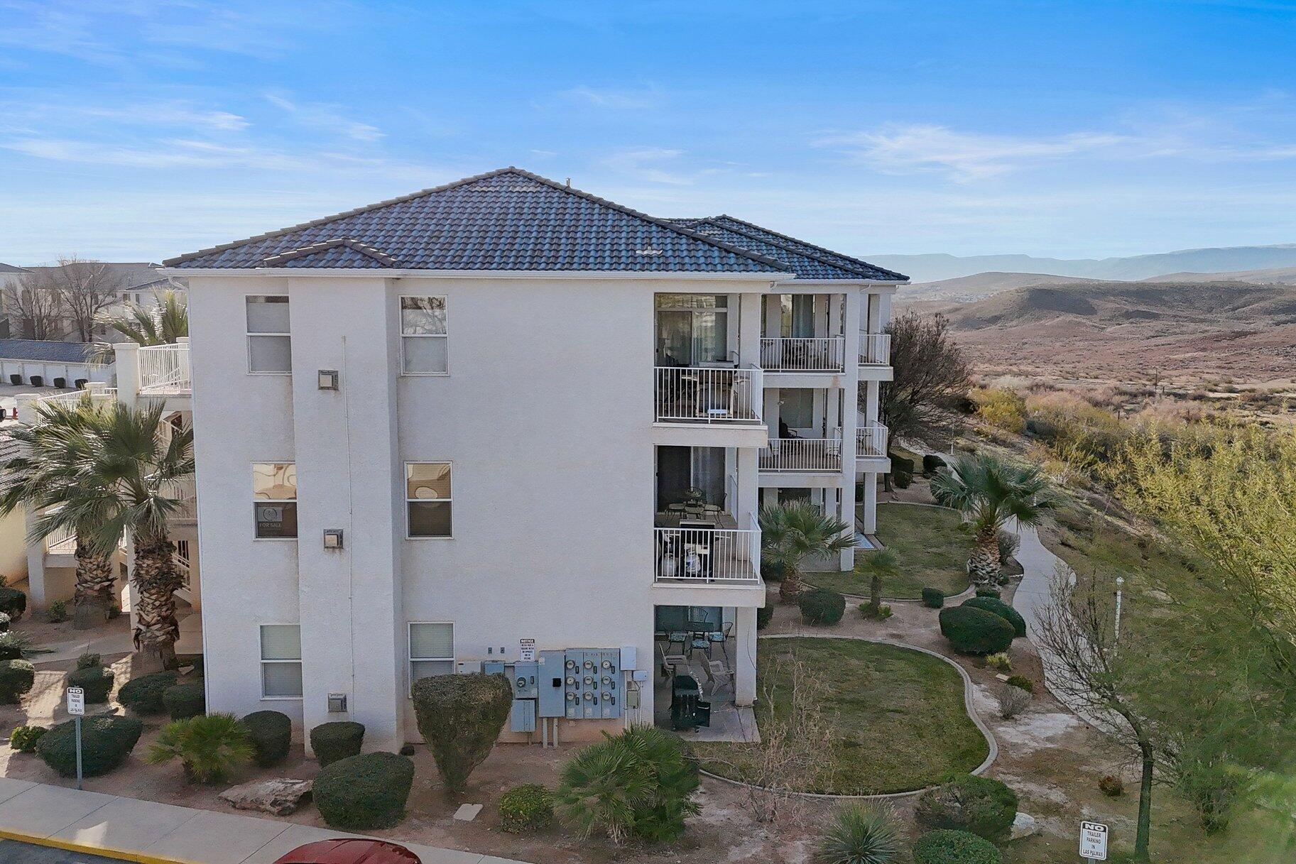 LAS PALMAS RESORT CONDOS - Residential