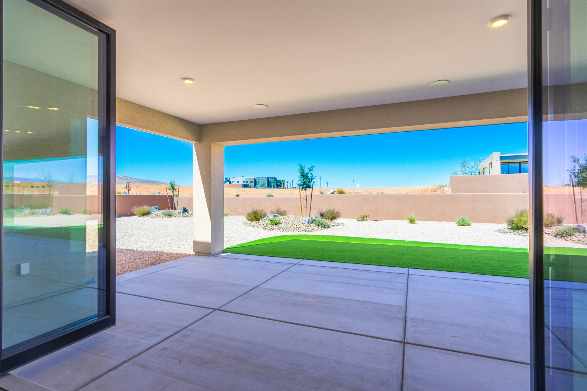ESTATES AT SAND HOLLOW - Residential