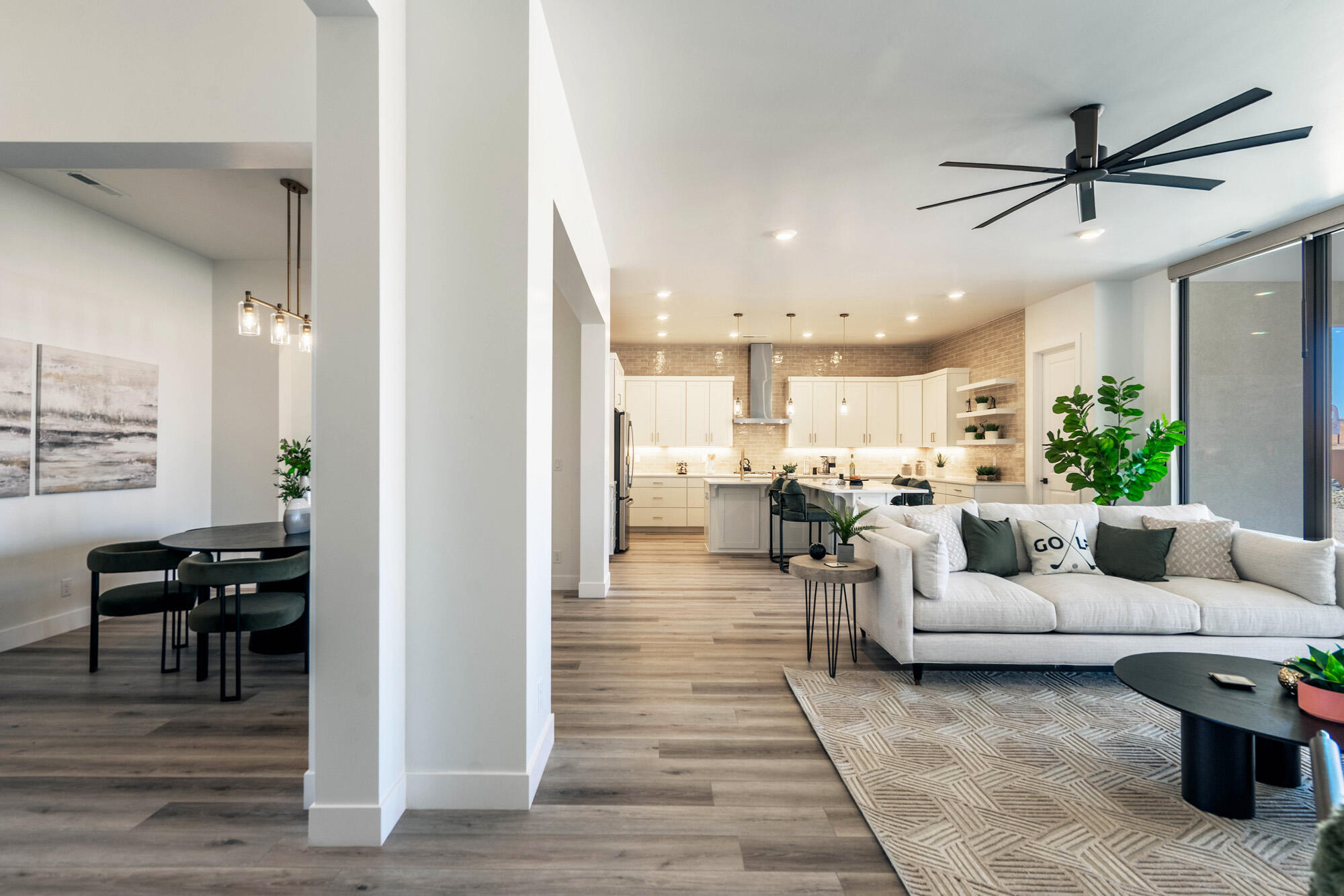 ESTATES AT SAND HOLLOW - Residential
