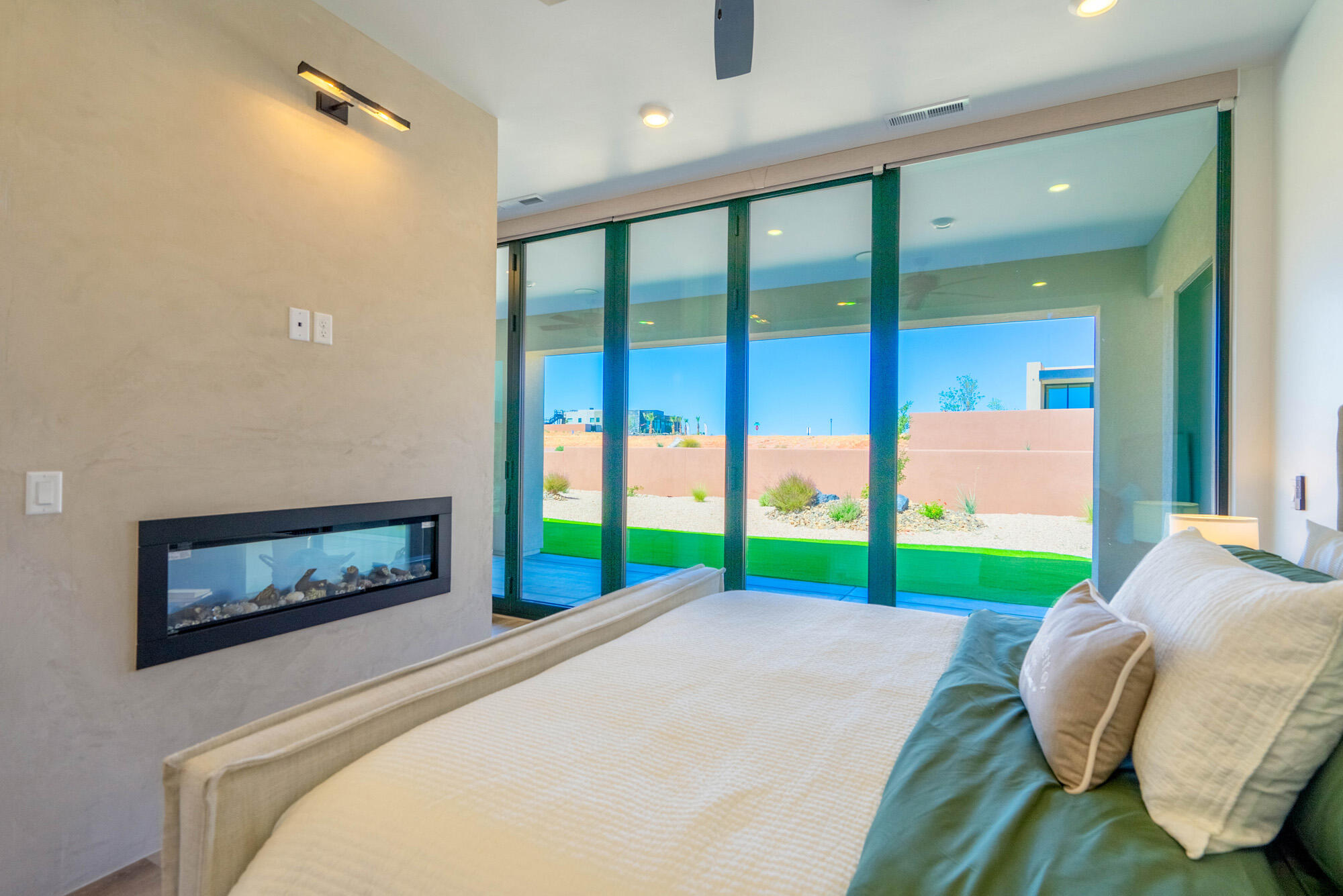 ESTATES AT SAND HOLLOW - Residential