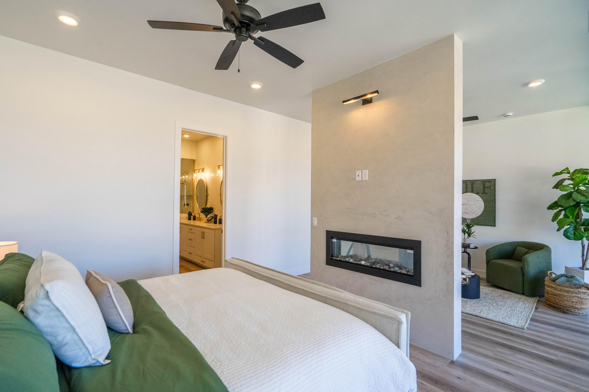 ESTATES AT SAND HOLLOW - Residential