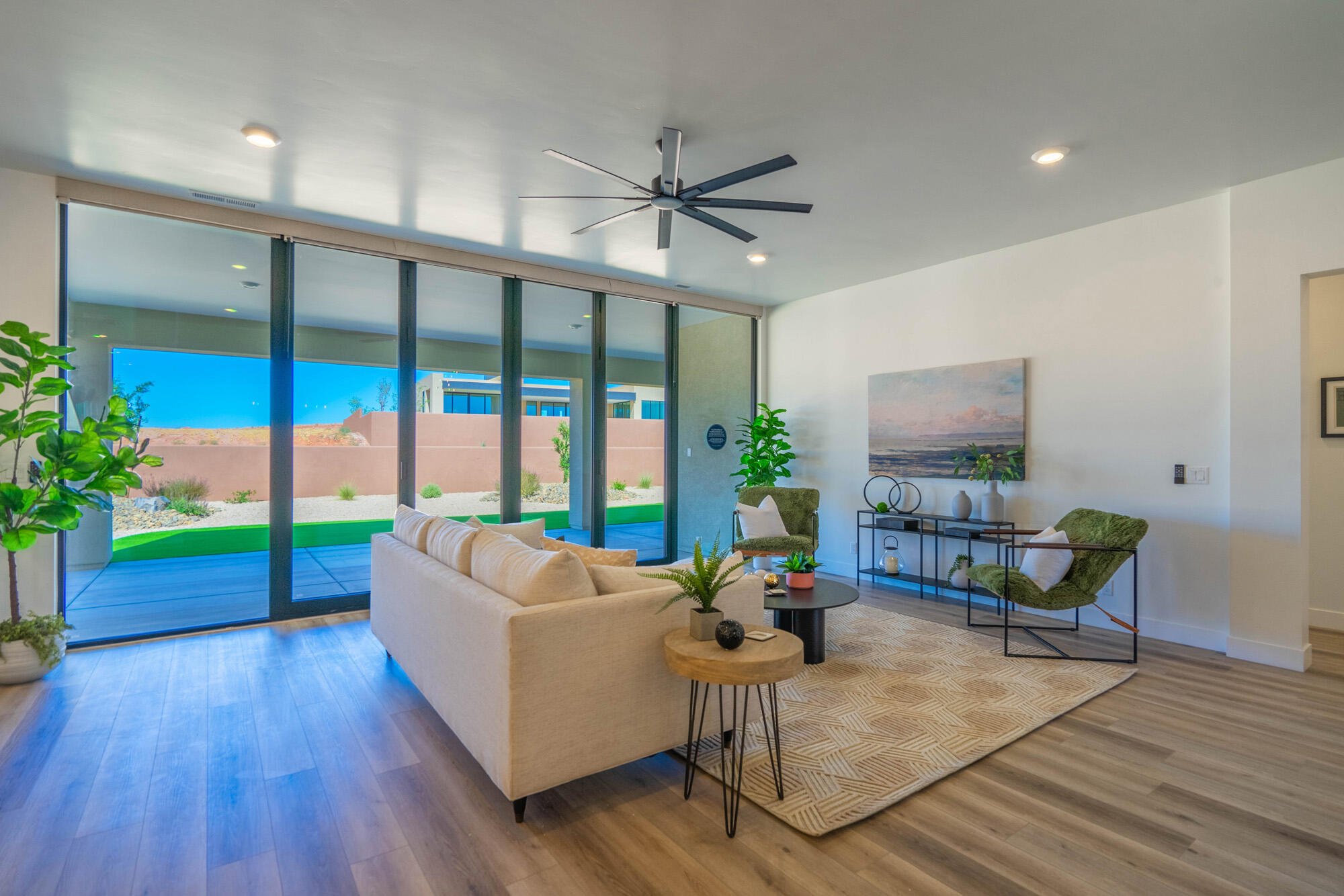 ESTATES AT SAND HOLLOW - Residential