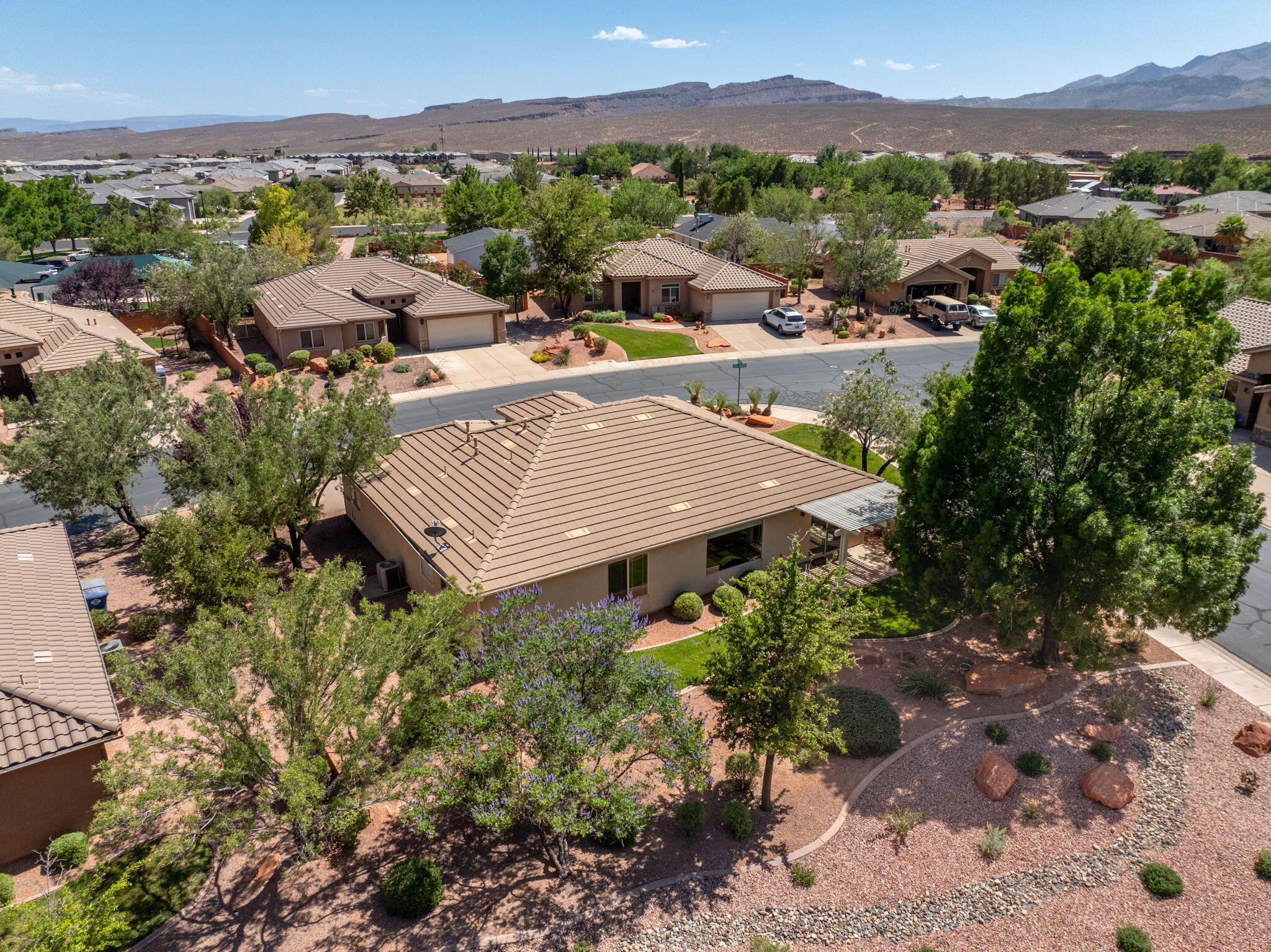 ANTHEM ESTATES - Residential