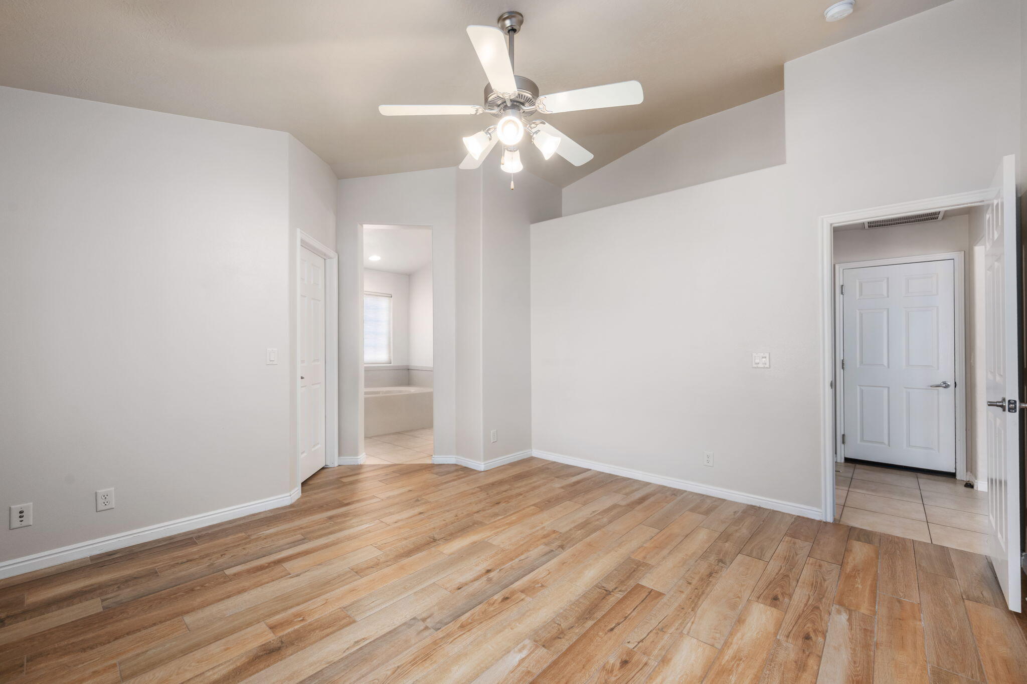 ANTHEM ESTATES - Residential
