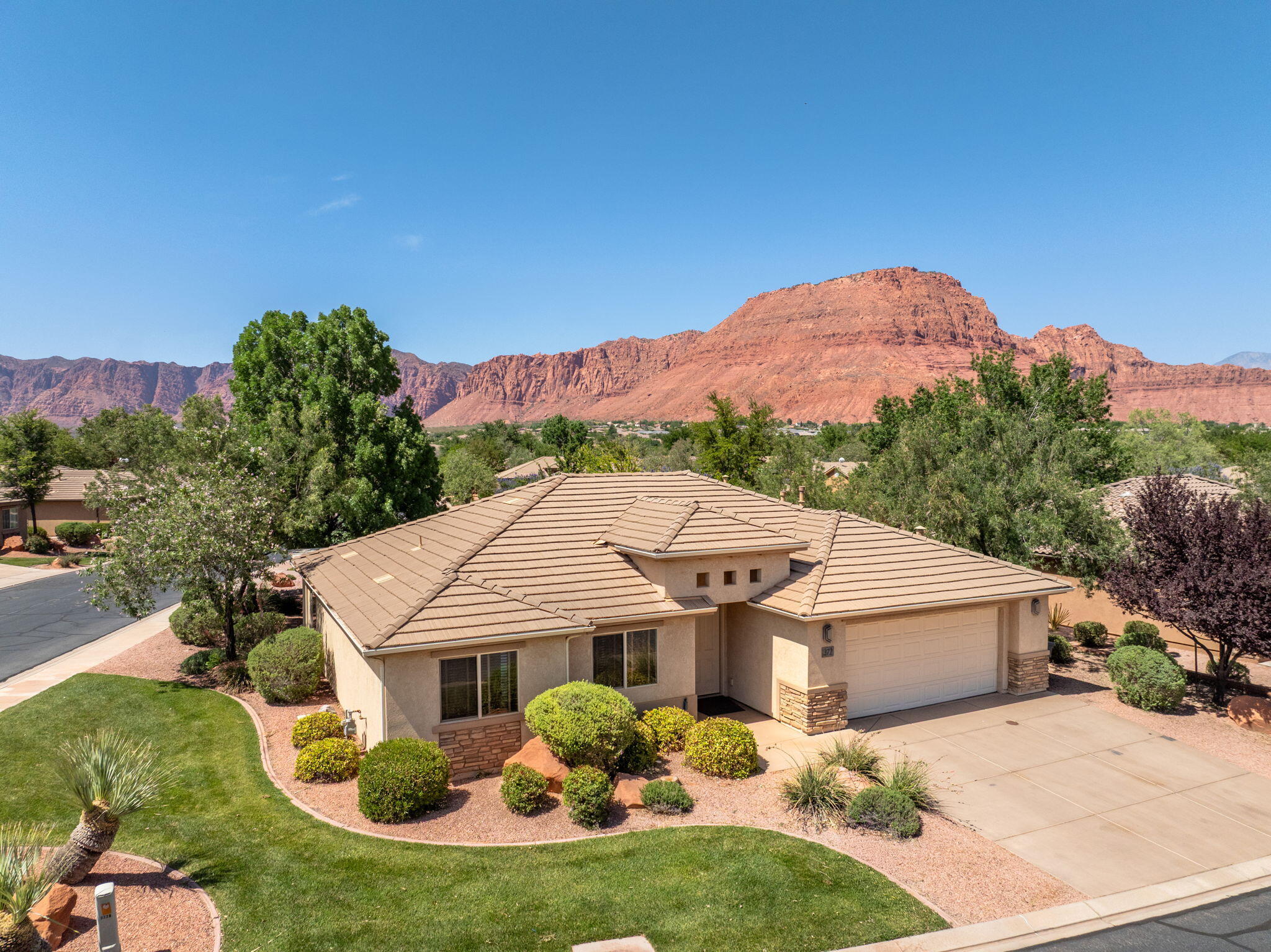 ANTHEM ESTATES - Residential