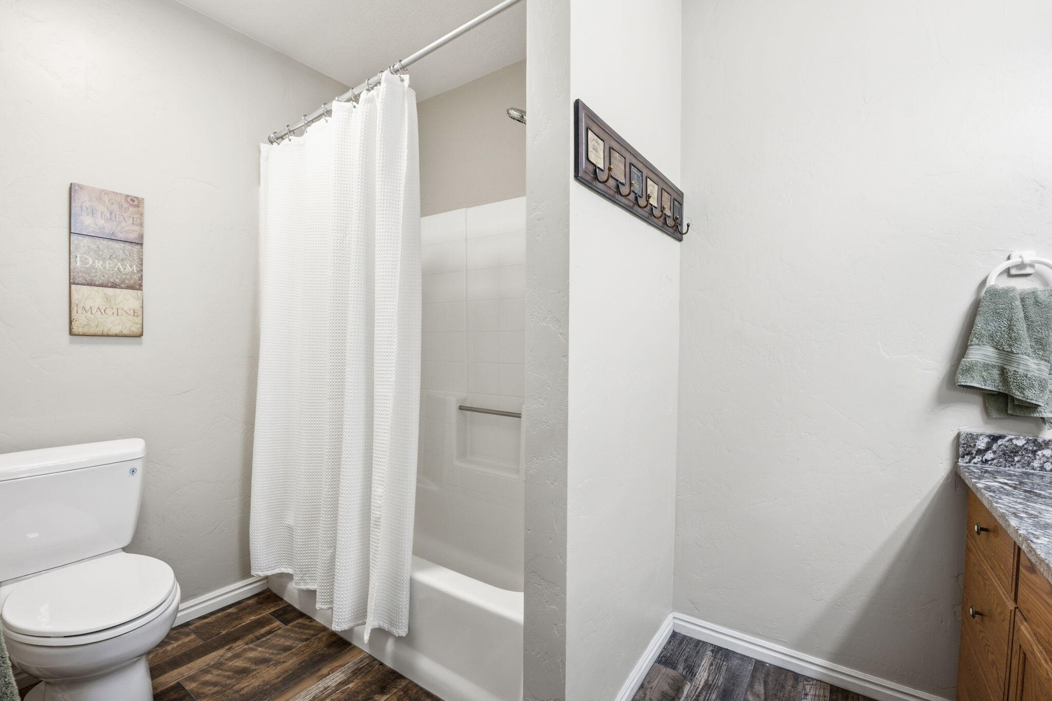RED CANYON TOWNHOMES - Residential