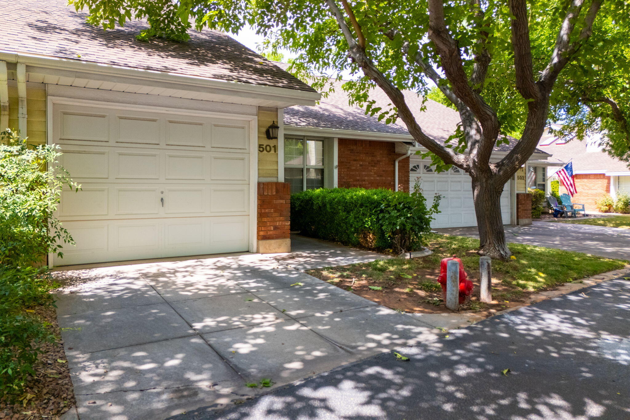 RED CANYON TOWNHOMES - Residential
