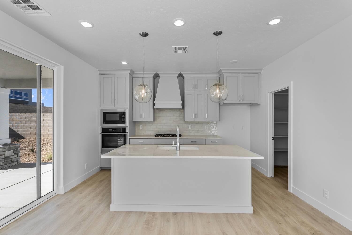 DESERT COLOR SAGE HAVEN - Residential