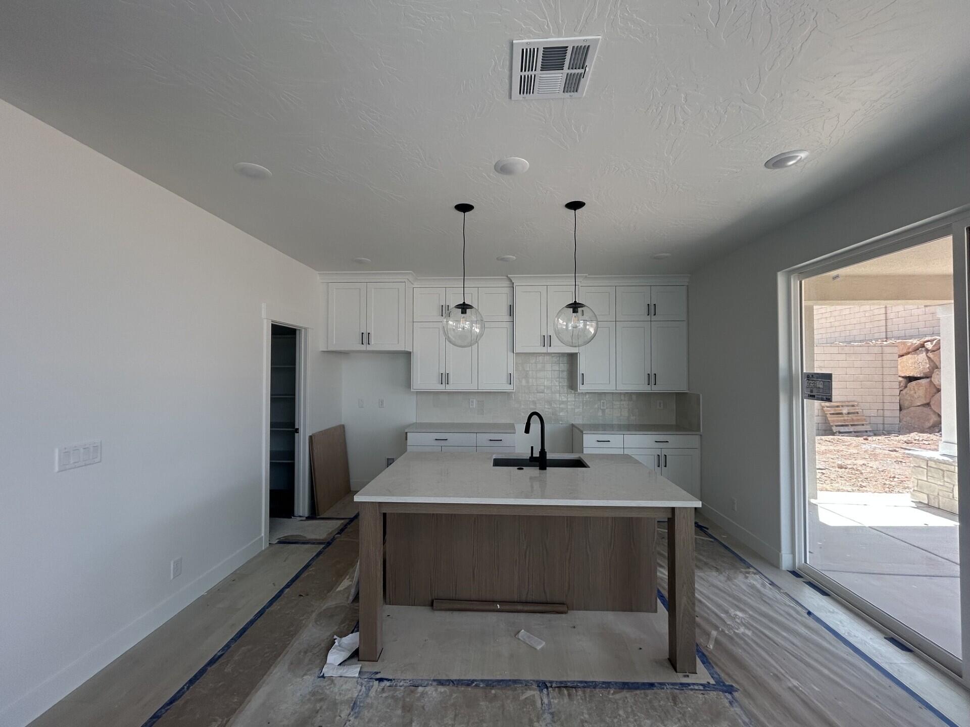 DESERT COLOR SAGE HAVEN - Residential
