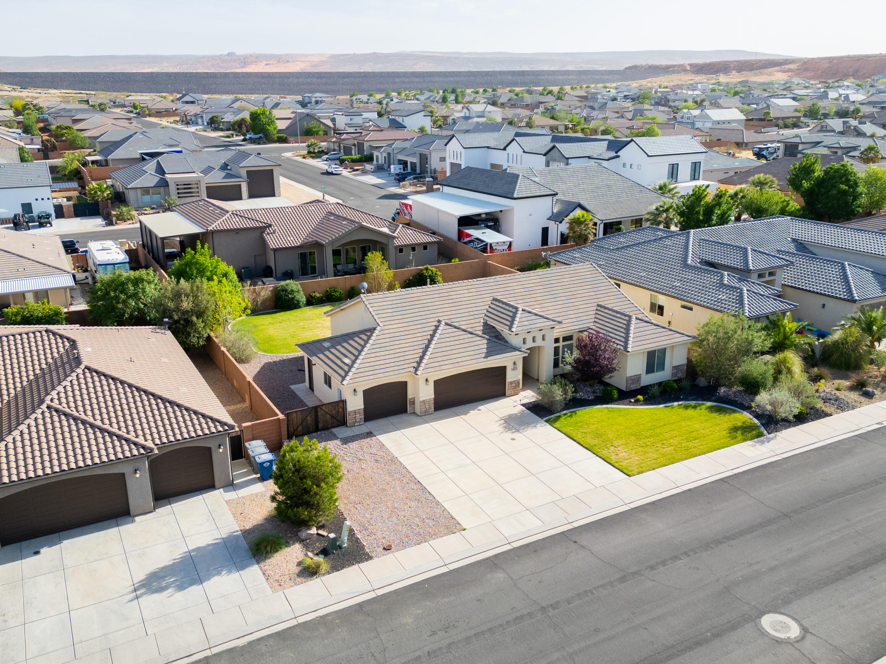 DIXIE SPRINGS - Residential
