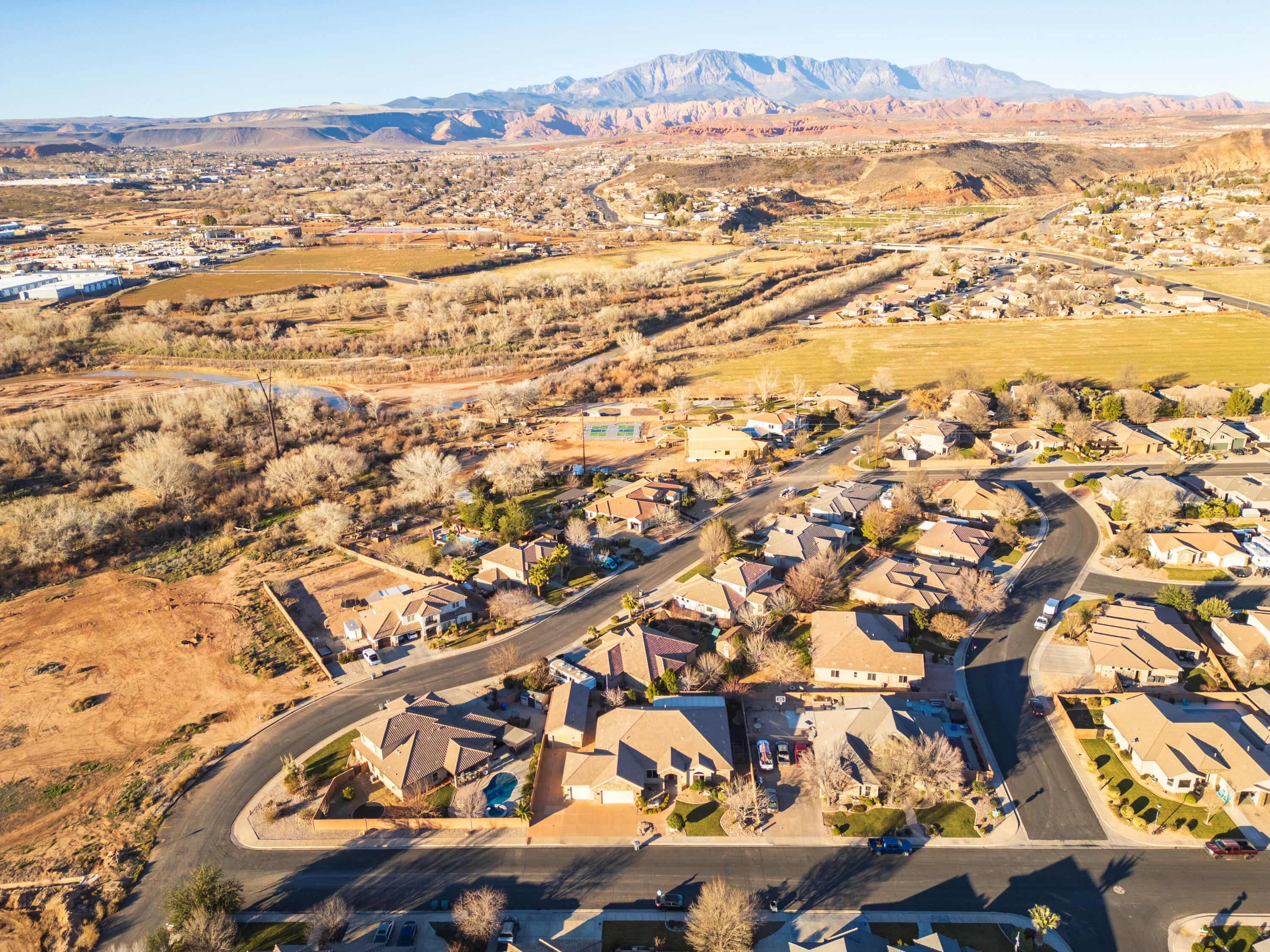 HERITAGE FIELDS - Residential