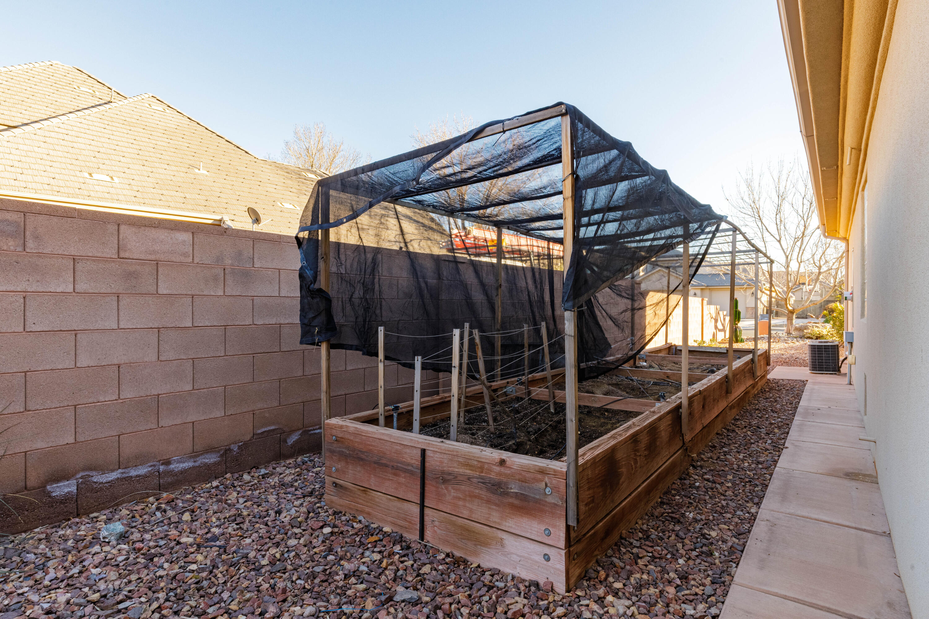 HERITAGE FIELDS - Residential