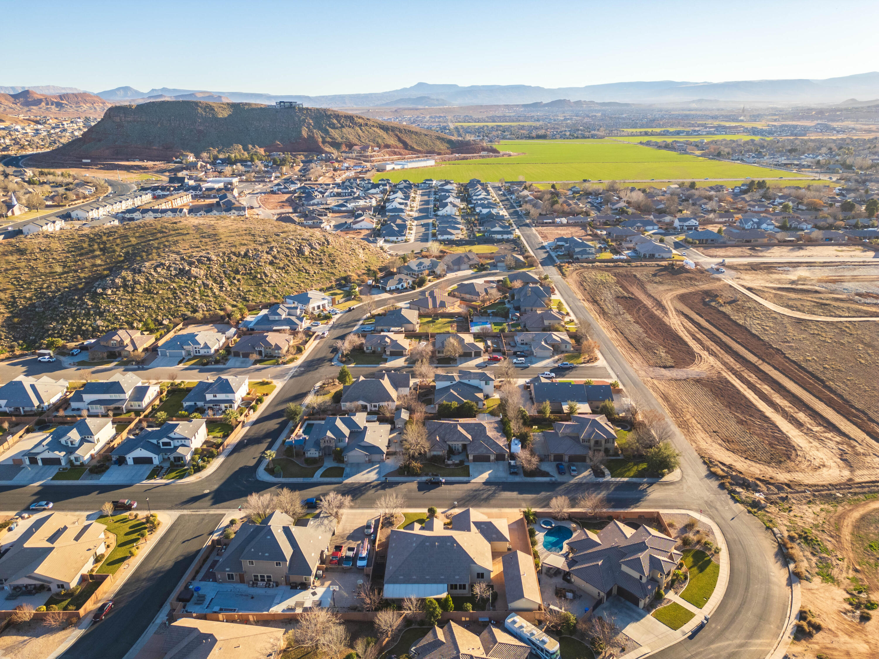 HERITAGE FIELDS - Residential