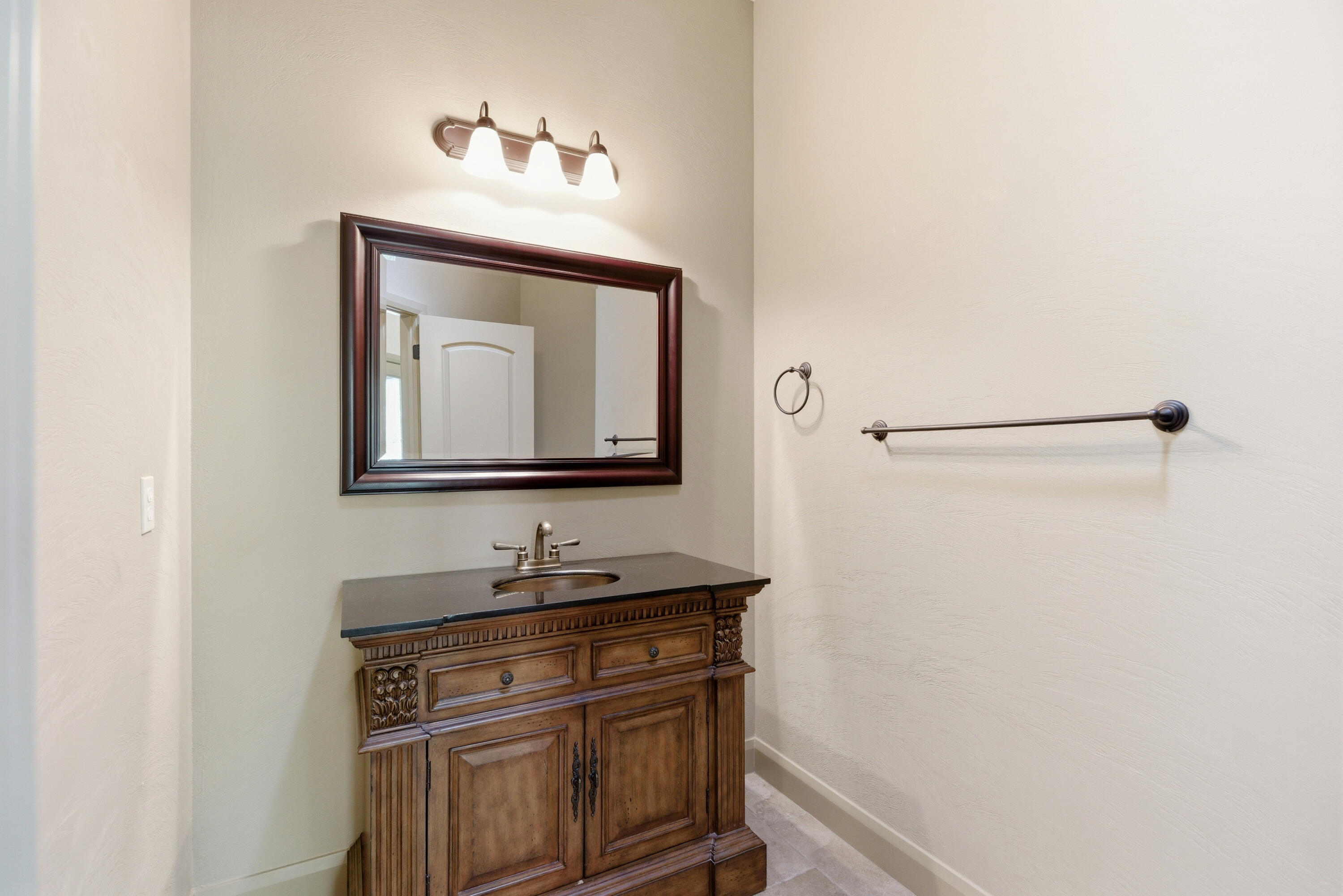 NORTHBRIDGE - Residential