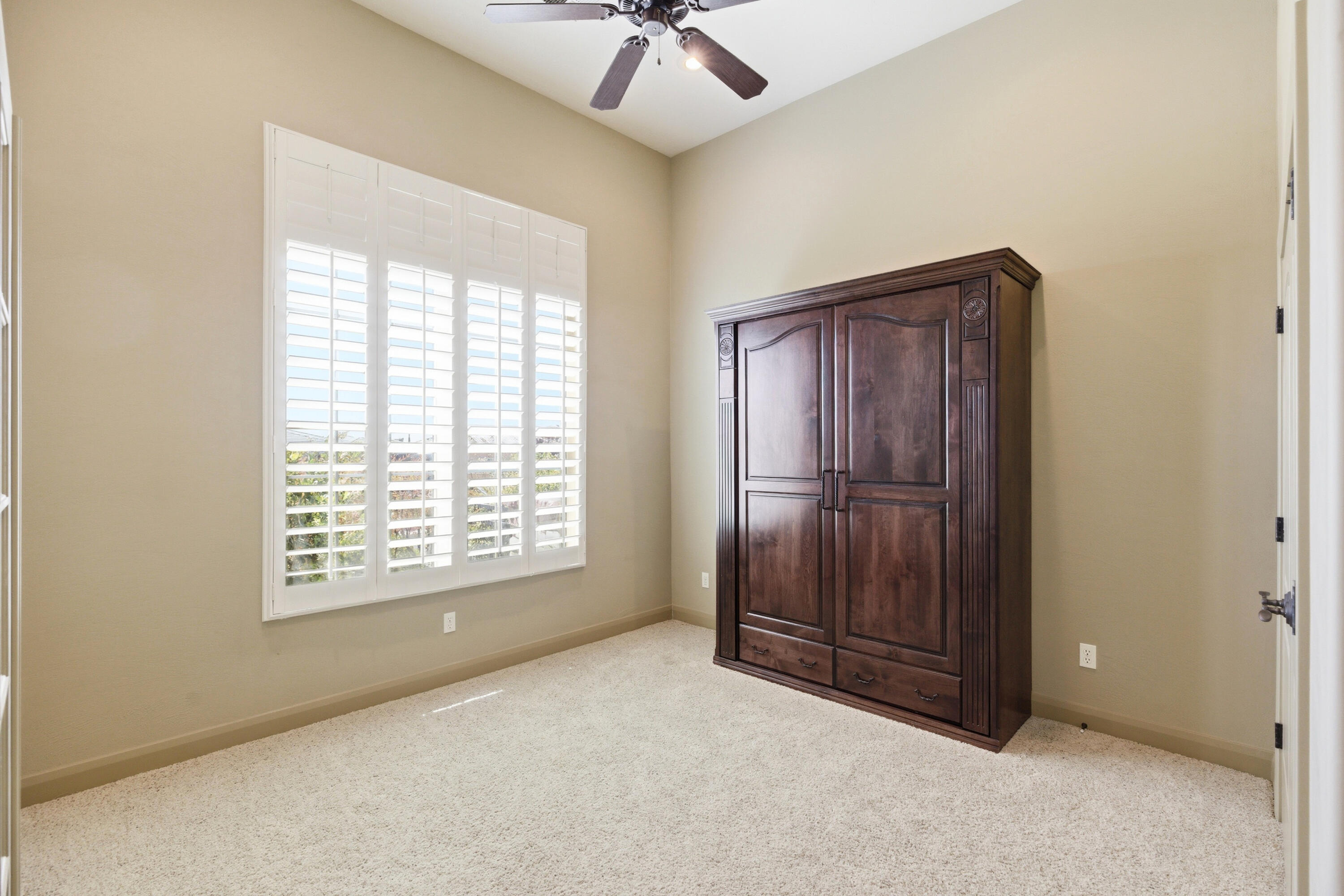 NORTHBRIDGE - Residential