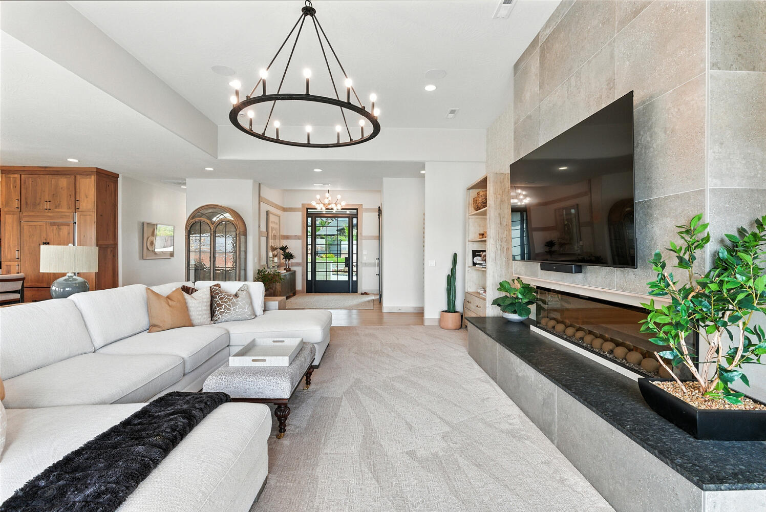 GRAND HEIGHTS - Residential