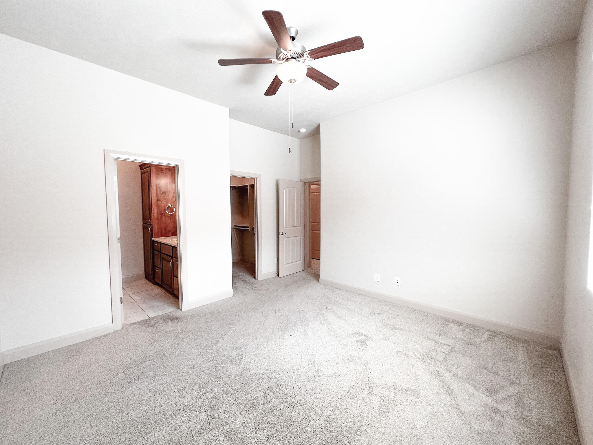 SKY RIDGE TOWNHOMES - Residential