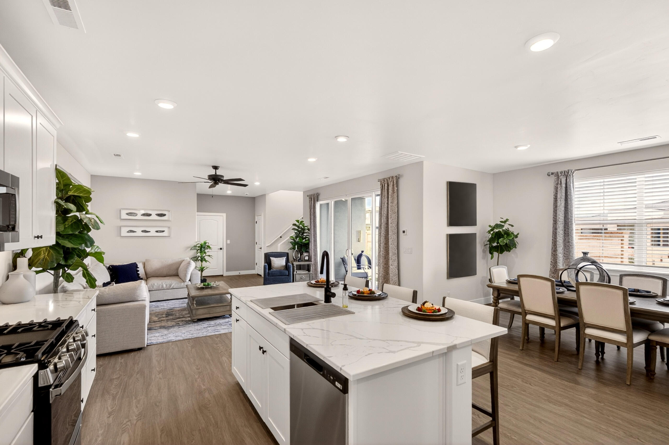 DESERT COLOR SAGE HAVEN - Residential