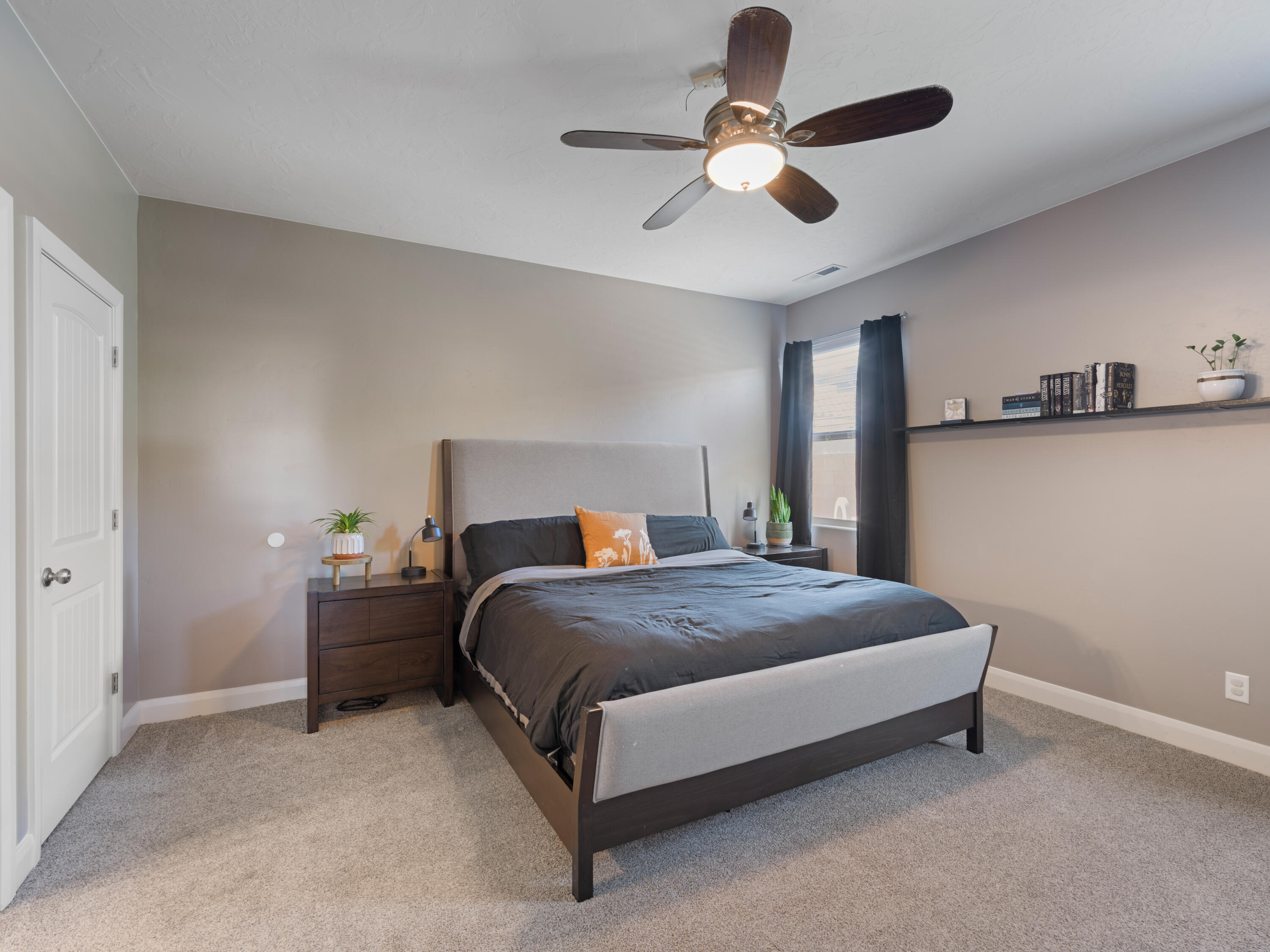 ZIONS GATE ESTATES - Residential