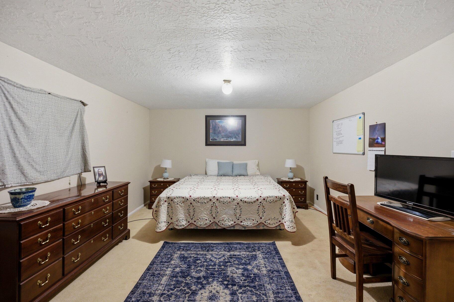 ROCKVILLE TOWNSITE - Residential