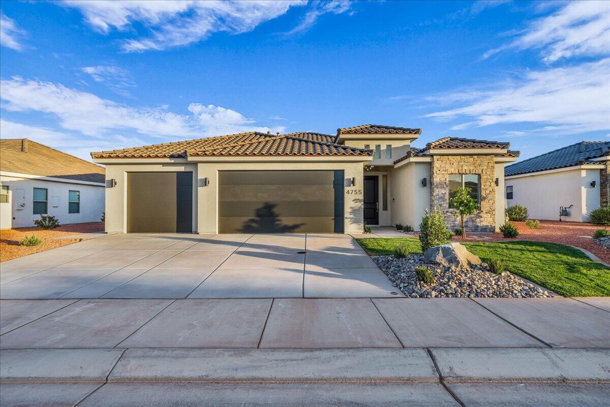 SEDERO AT DESERT SANDS - Residential