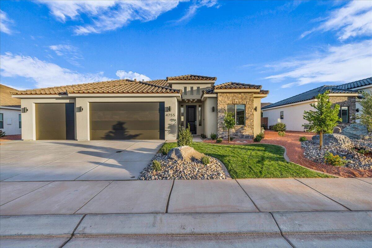 SEDERO AT DESERT SANDS - Residential