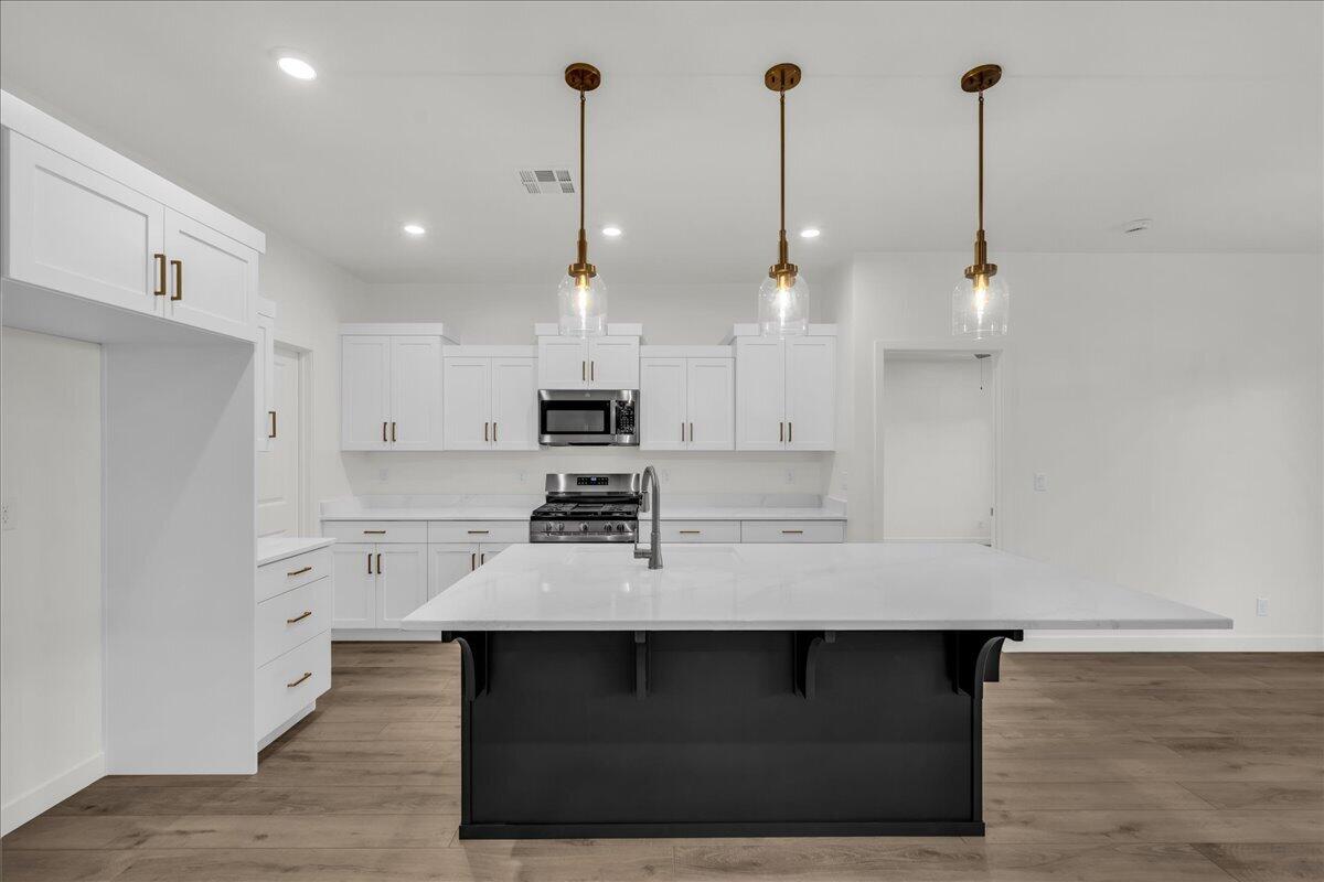 SEDERO AT DESERT SANDS - Residential
