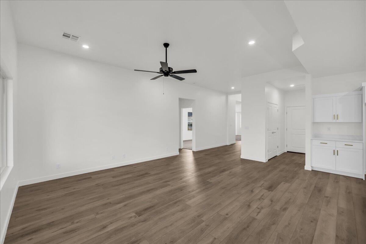 SEDERO AT DESERT SANDS - Residential
