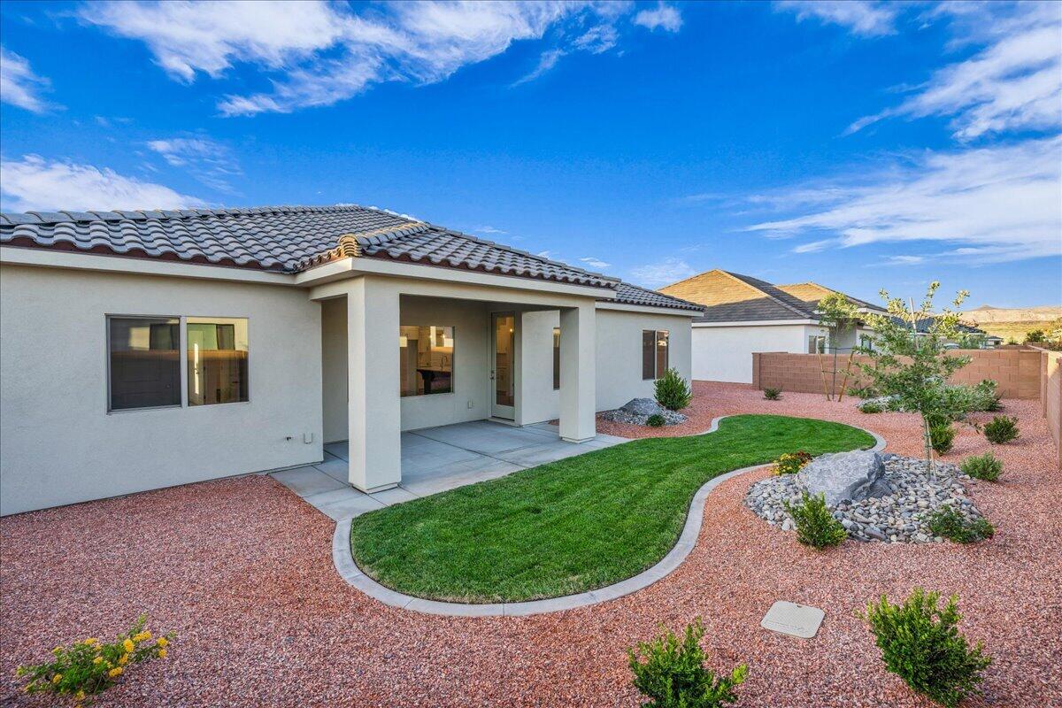 SEDERO AT DESERT SANDS - Residential