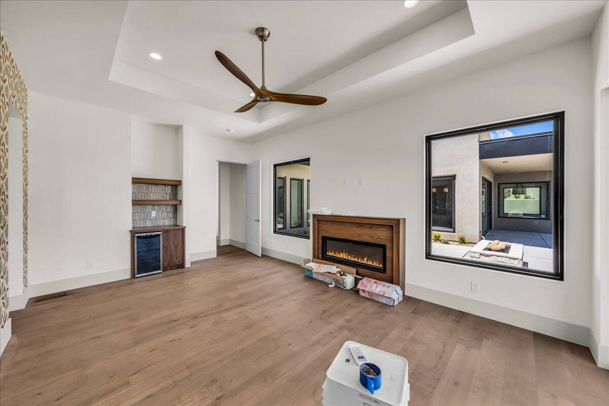 LEDGES OF SG JOHNSON ARCH - Residential