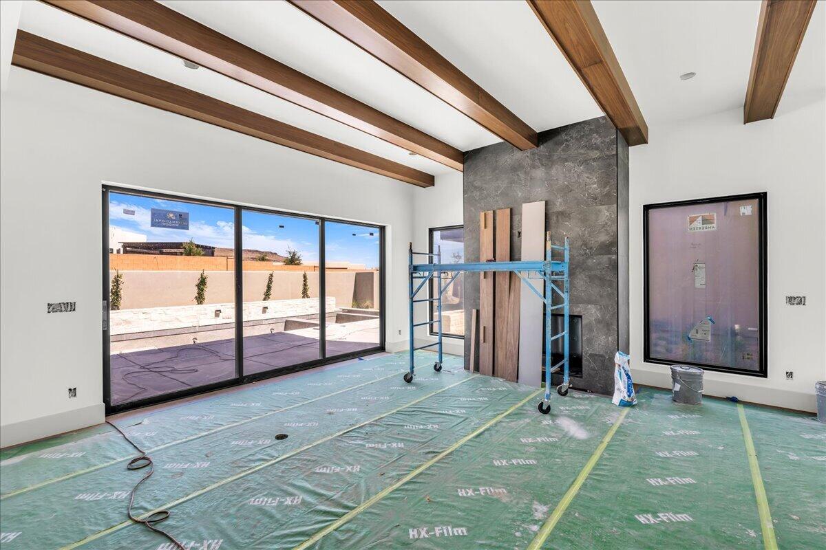 LEDGES OF SG JOHNSON ARCH - Residential