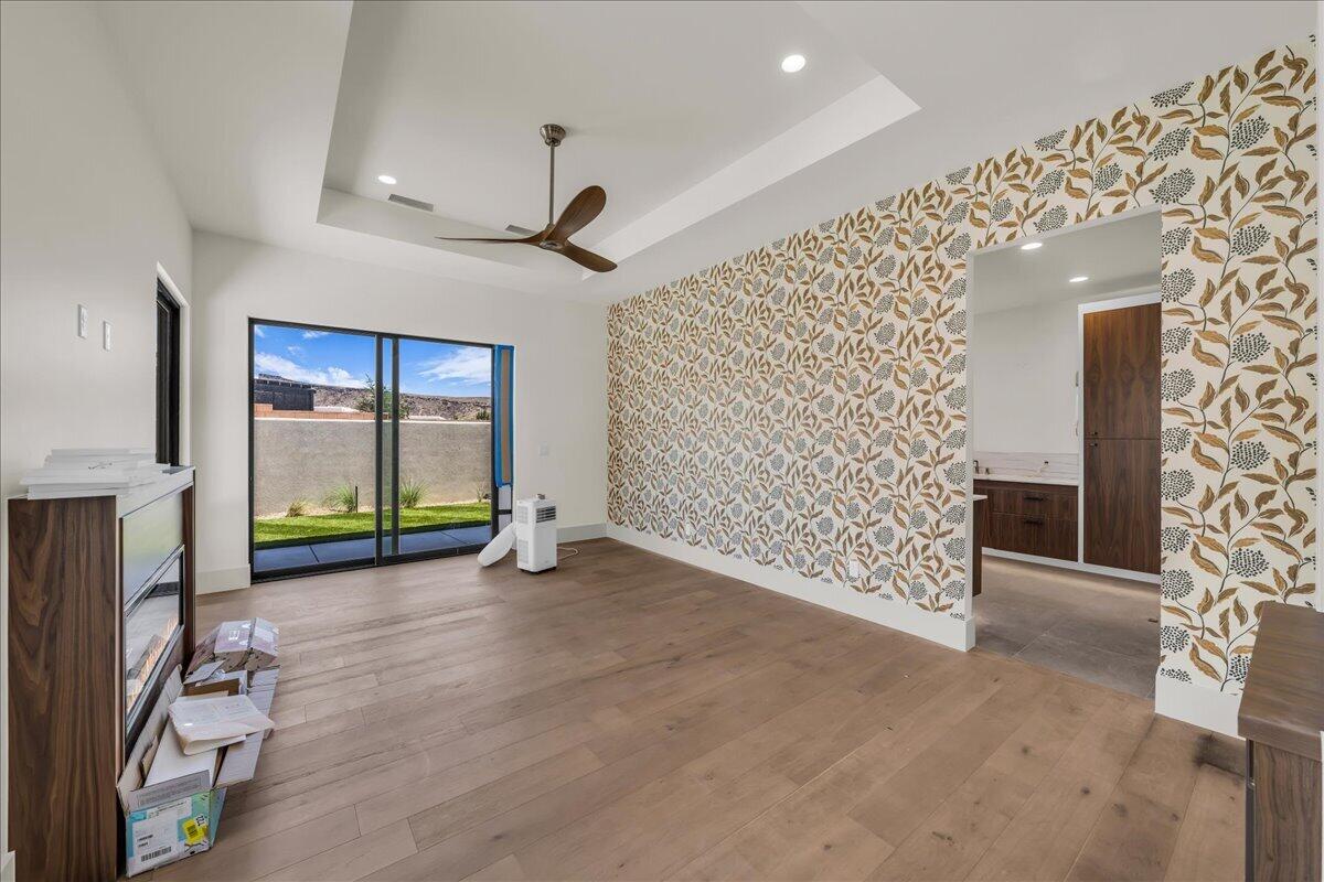 LEDGES OF SG JOHNSON ARCH - Residential